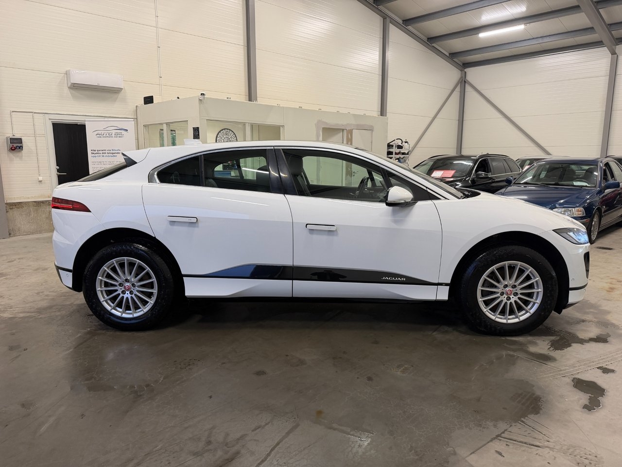Jaguar I-Pace EV400 2020, bild 6/10