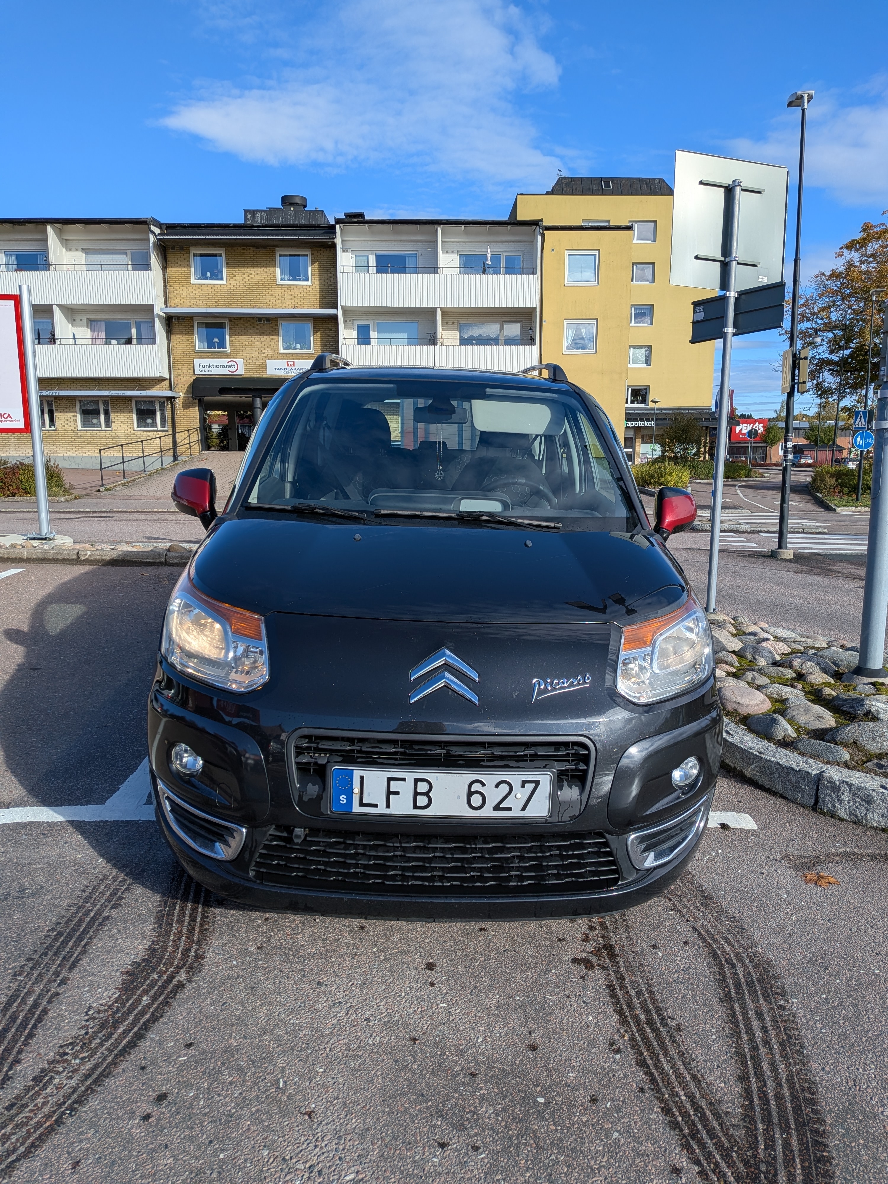 Citroen C3 Picasso 2010, photo 3/3
