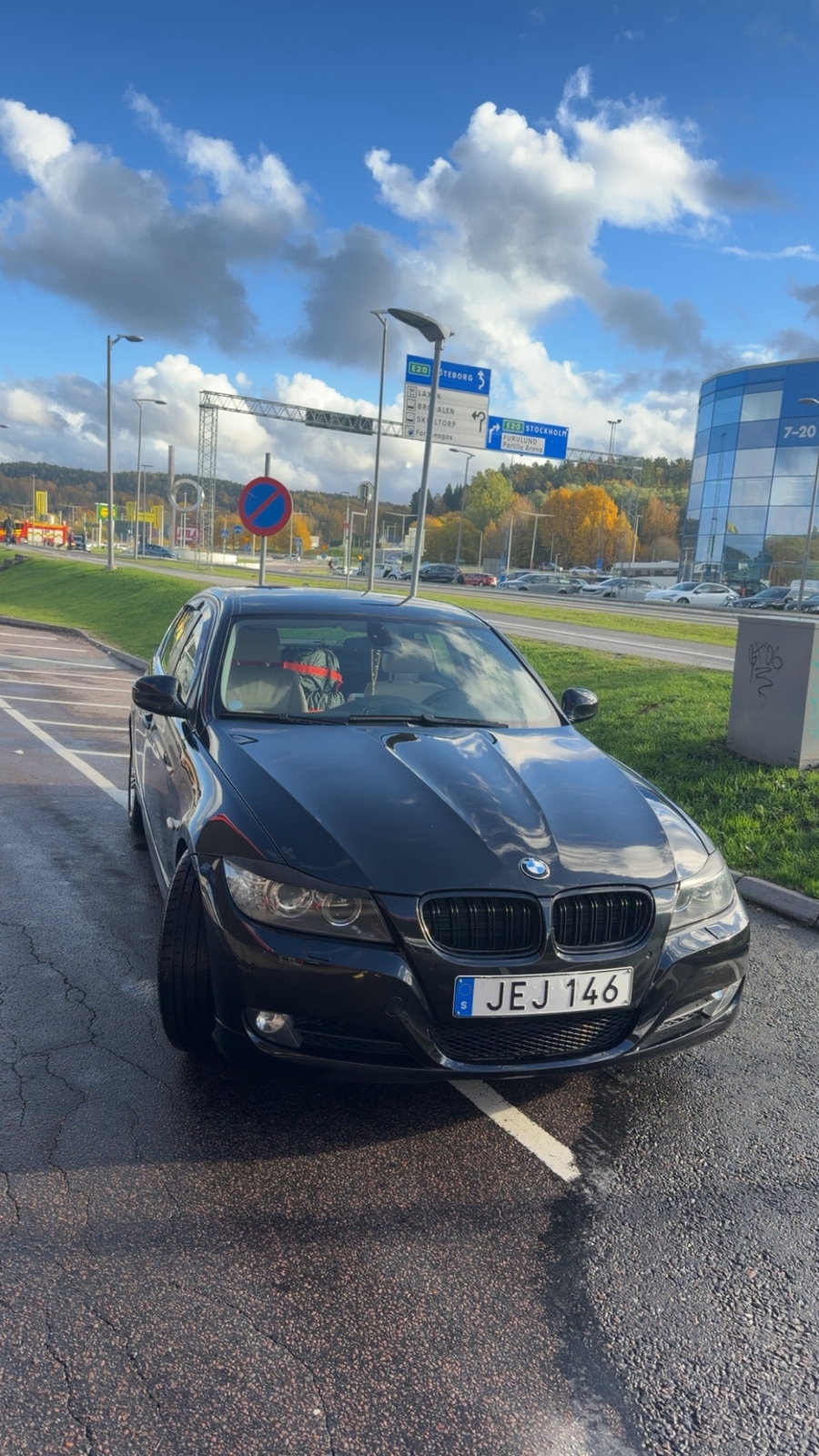 BMW 325i 2009, bild 2/10