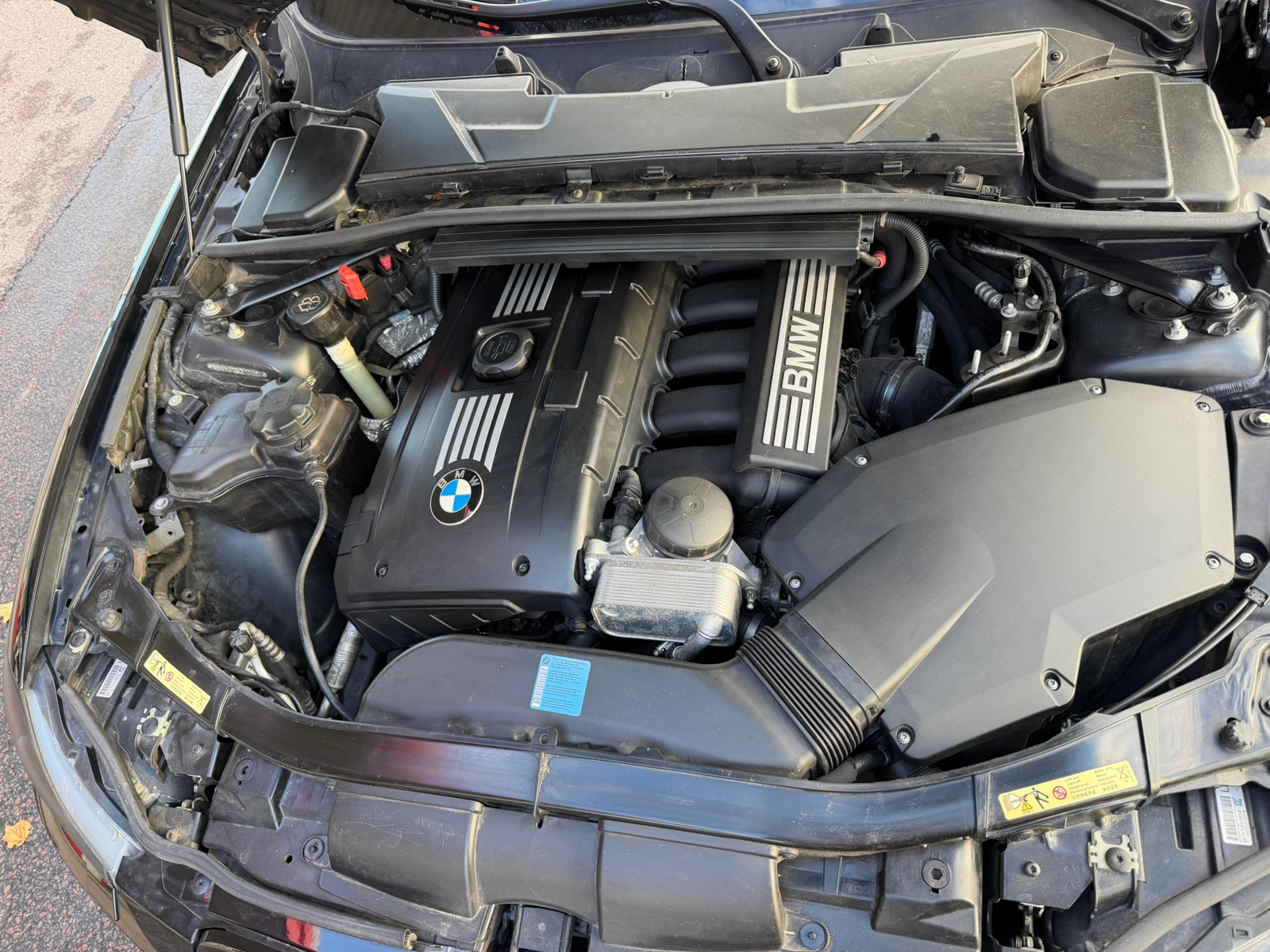 BMW 325i 2009, bild 7/10