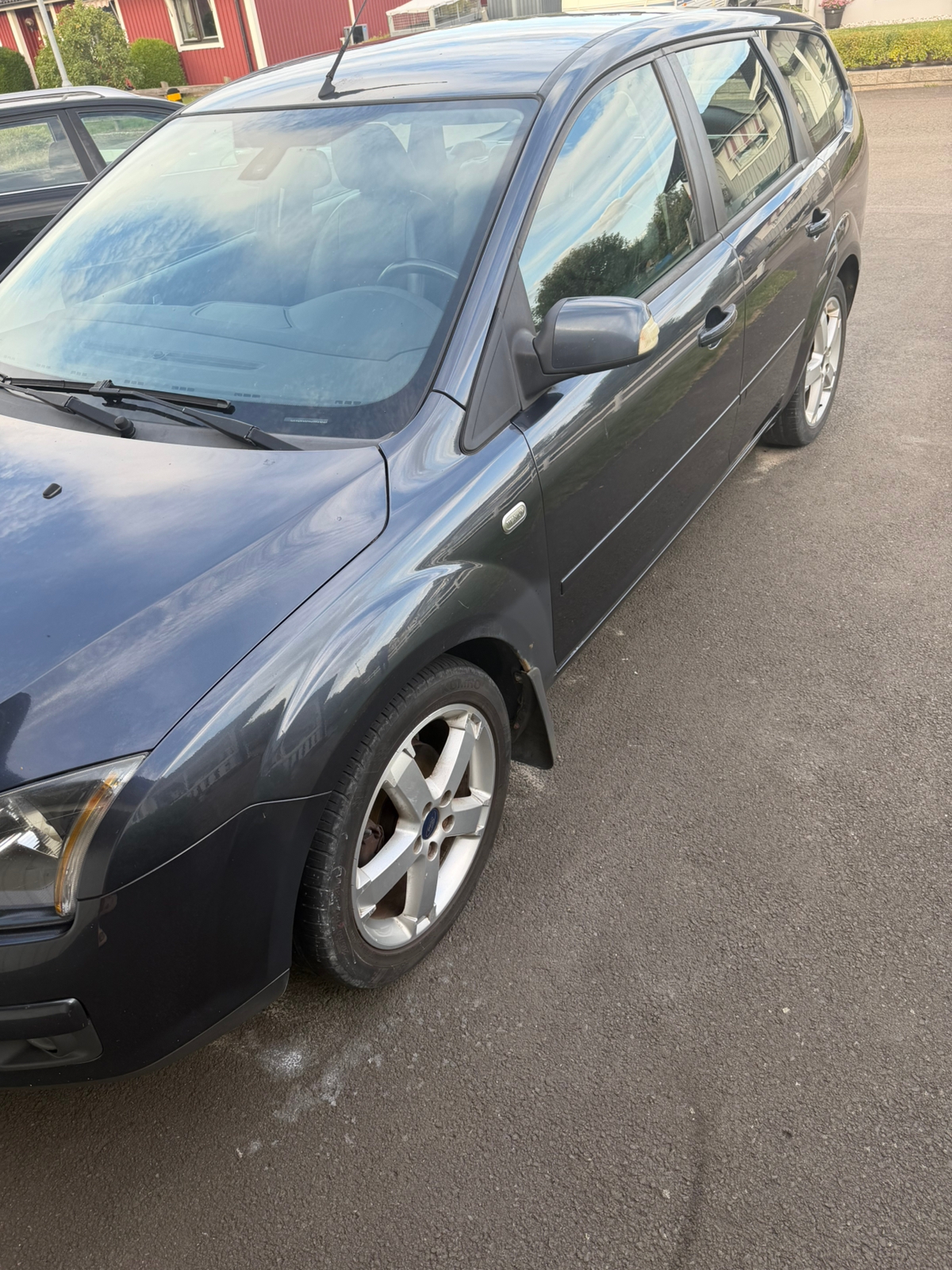 Ford Focus 1.8 Titanium 2007, bild 3/3