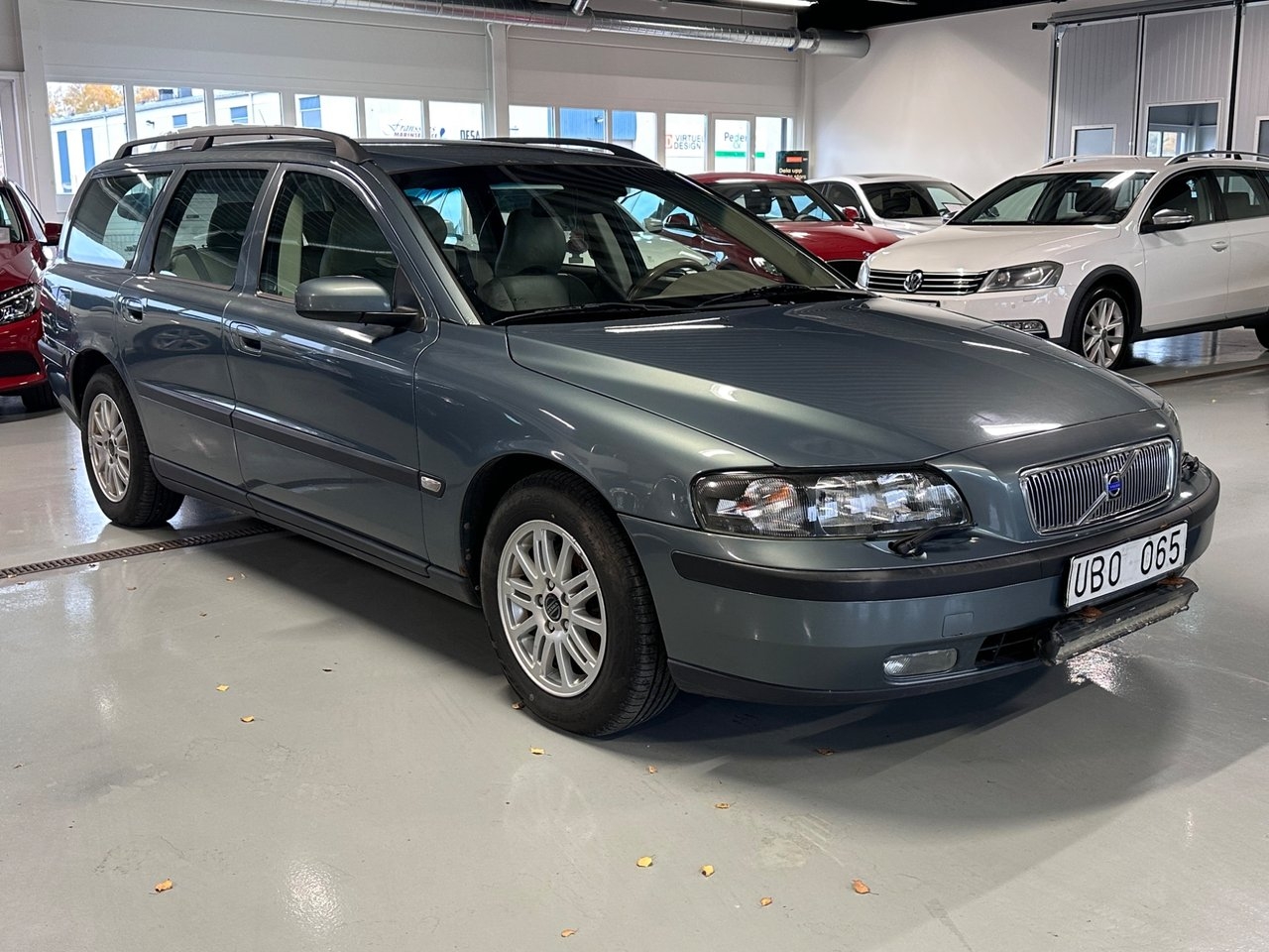 Volvo V70 2.4 Business 2004, bild 2/10