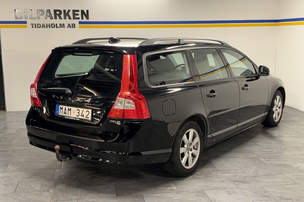 Volvo V70 Kinetic 2012, kuva 9/10