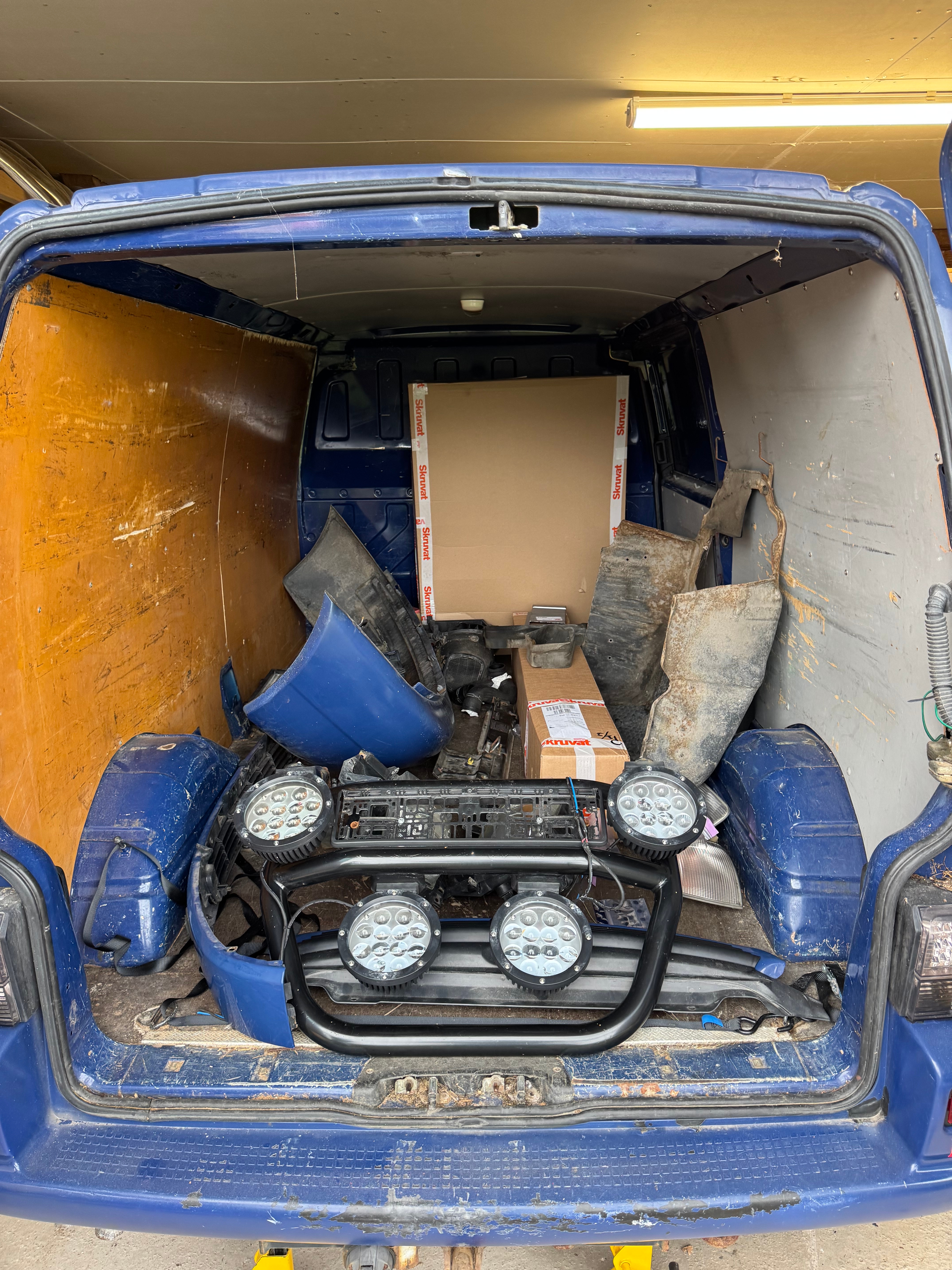 Volkswagen Transporter 2.5 TDI 2003, bild 7/10