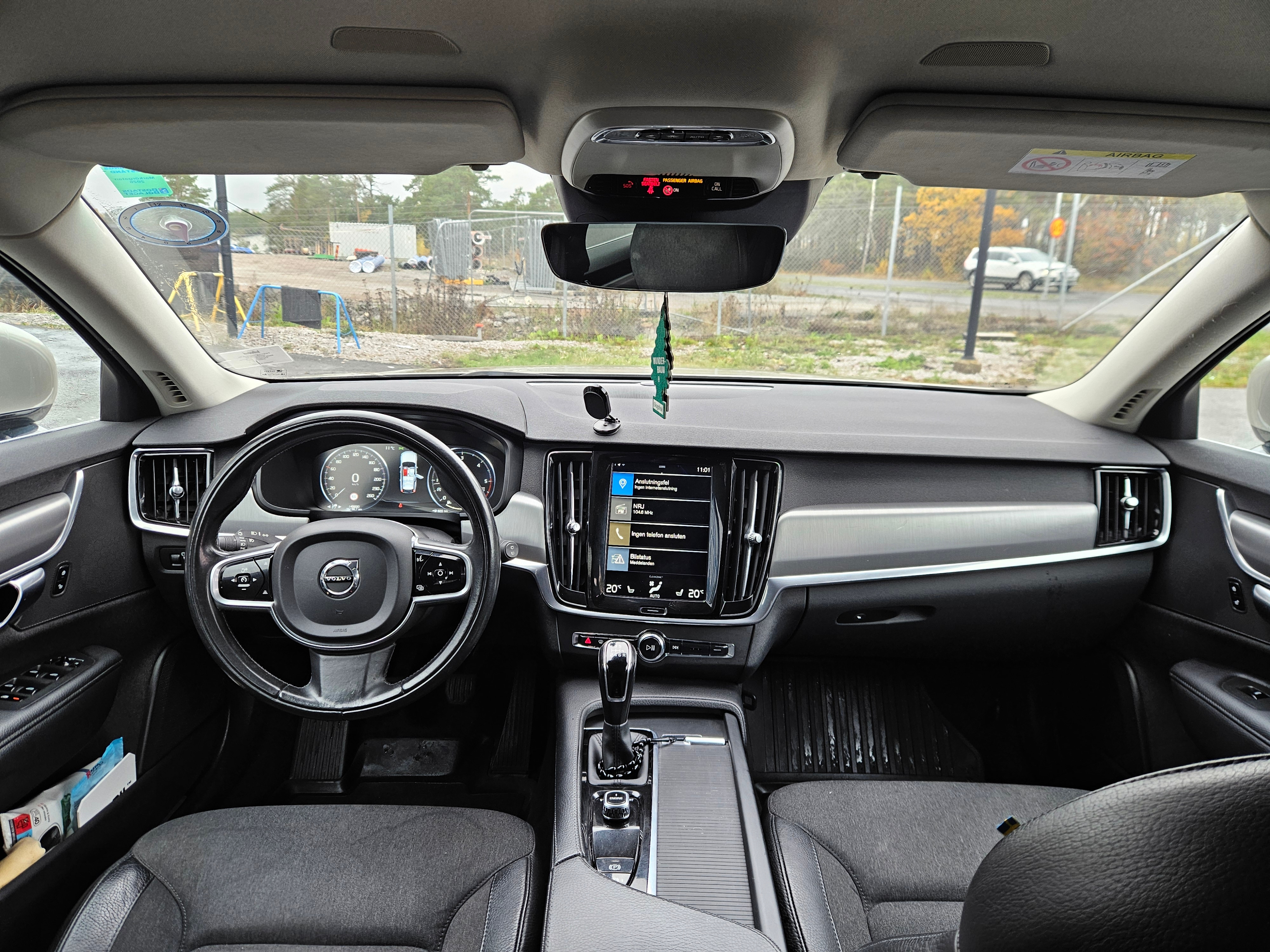 Volvo V90 D4