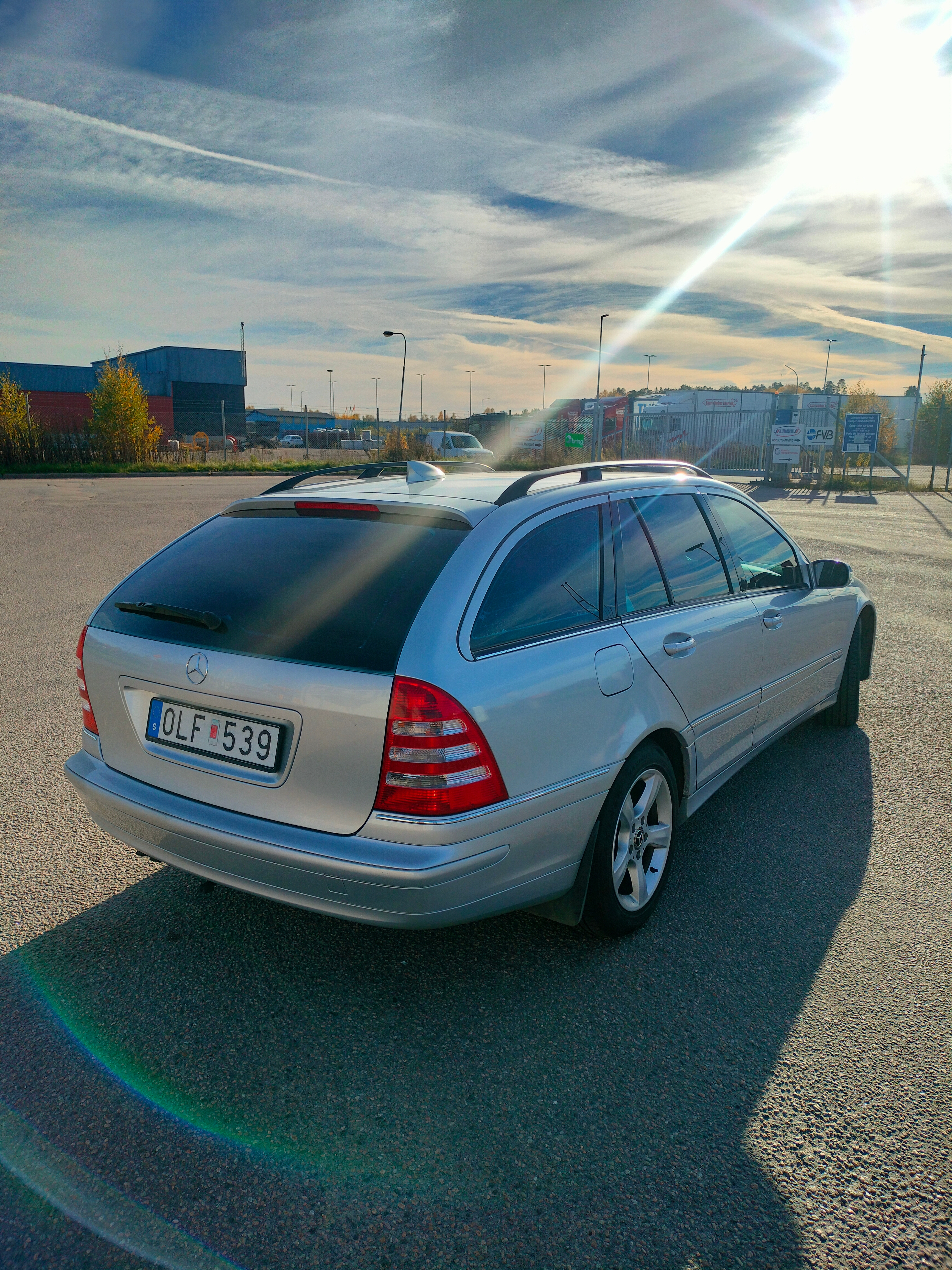Mercedes-Benz C 200 Kompressor 2007, kuva 2/5