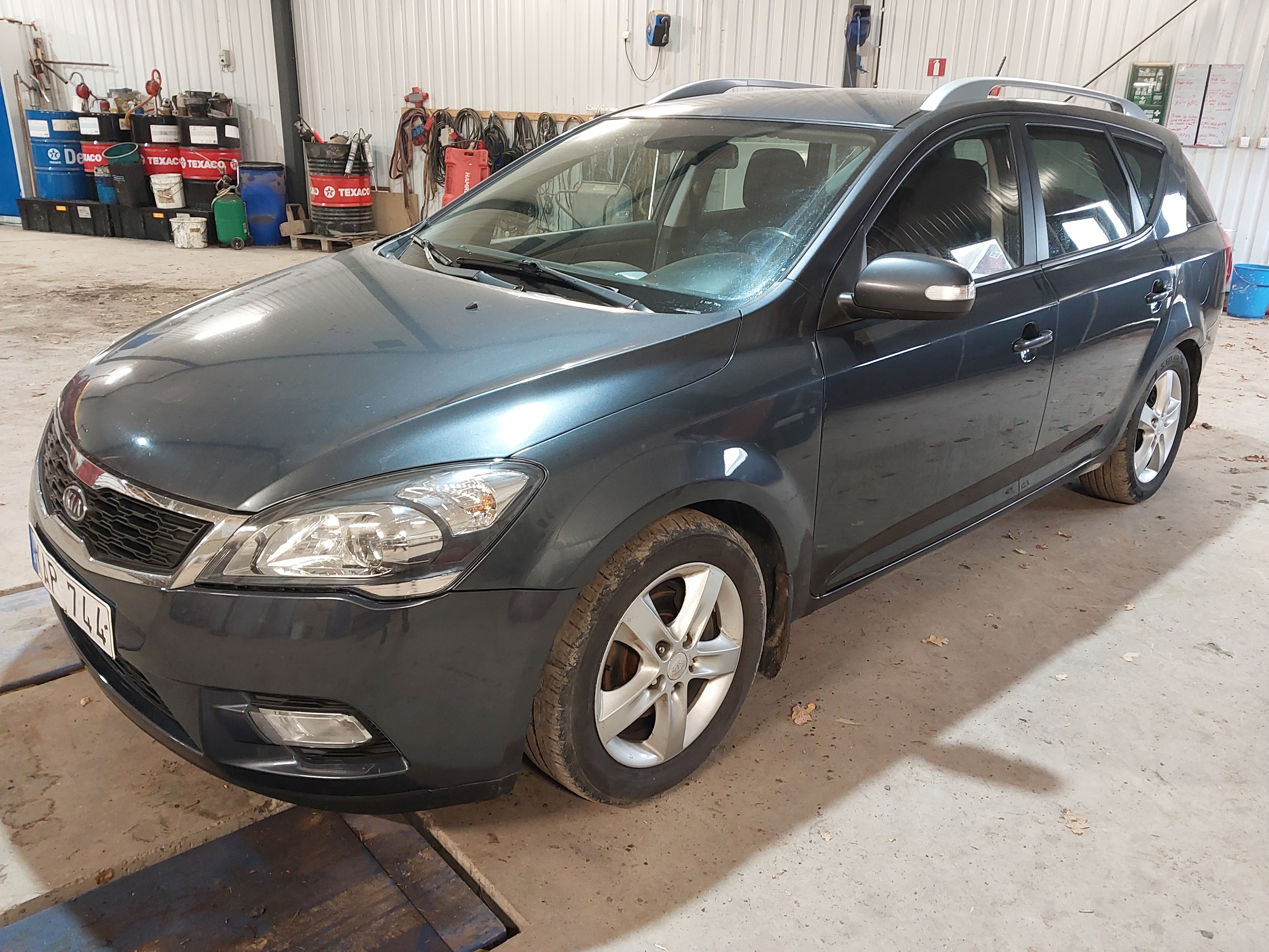 Kia Ceed 1.6 CRDi 115 2010, bild 6/7