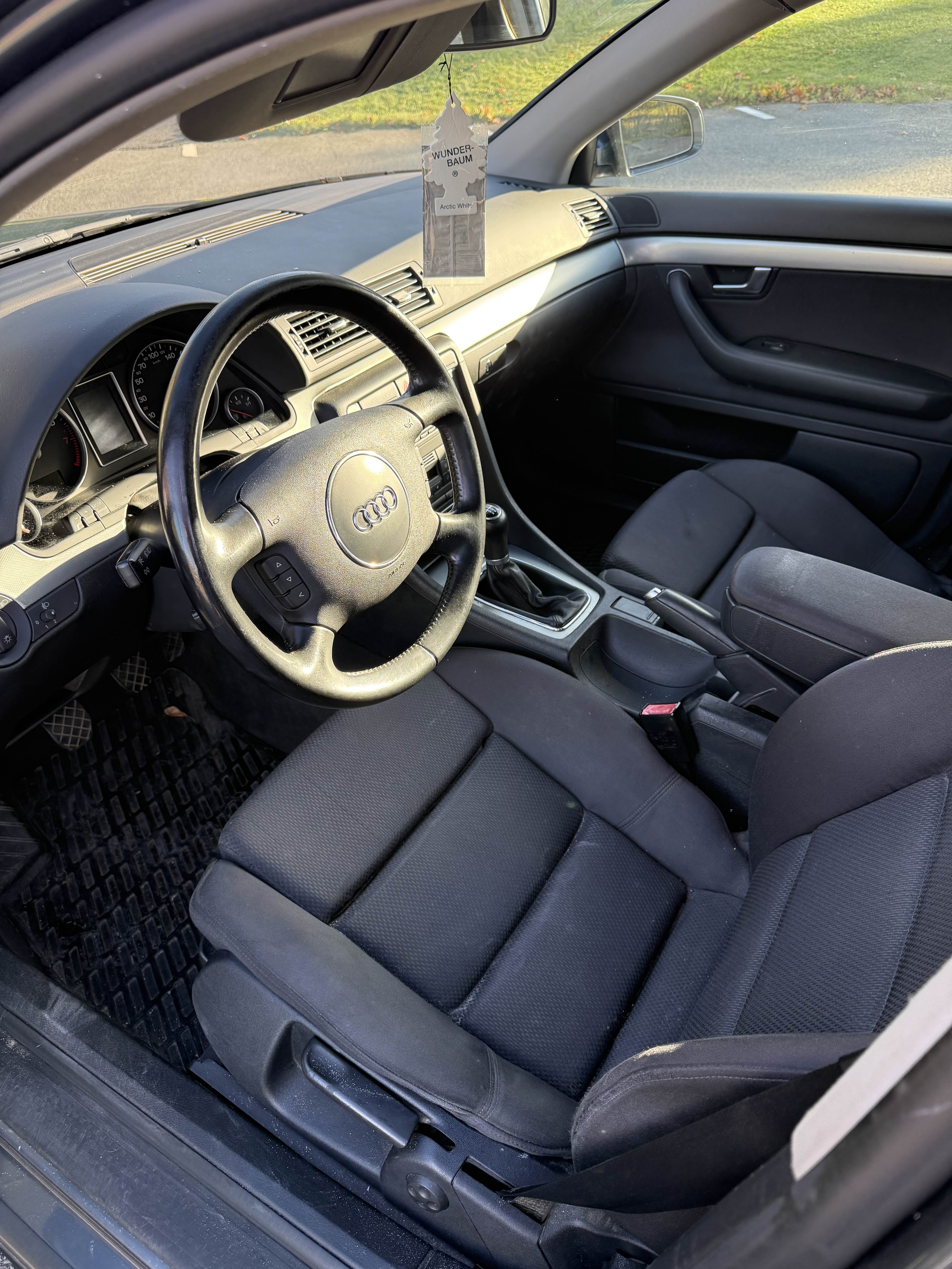 Audi A4 2.4 2004, bild 10/10