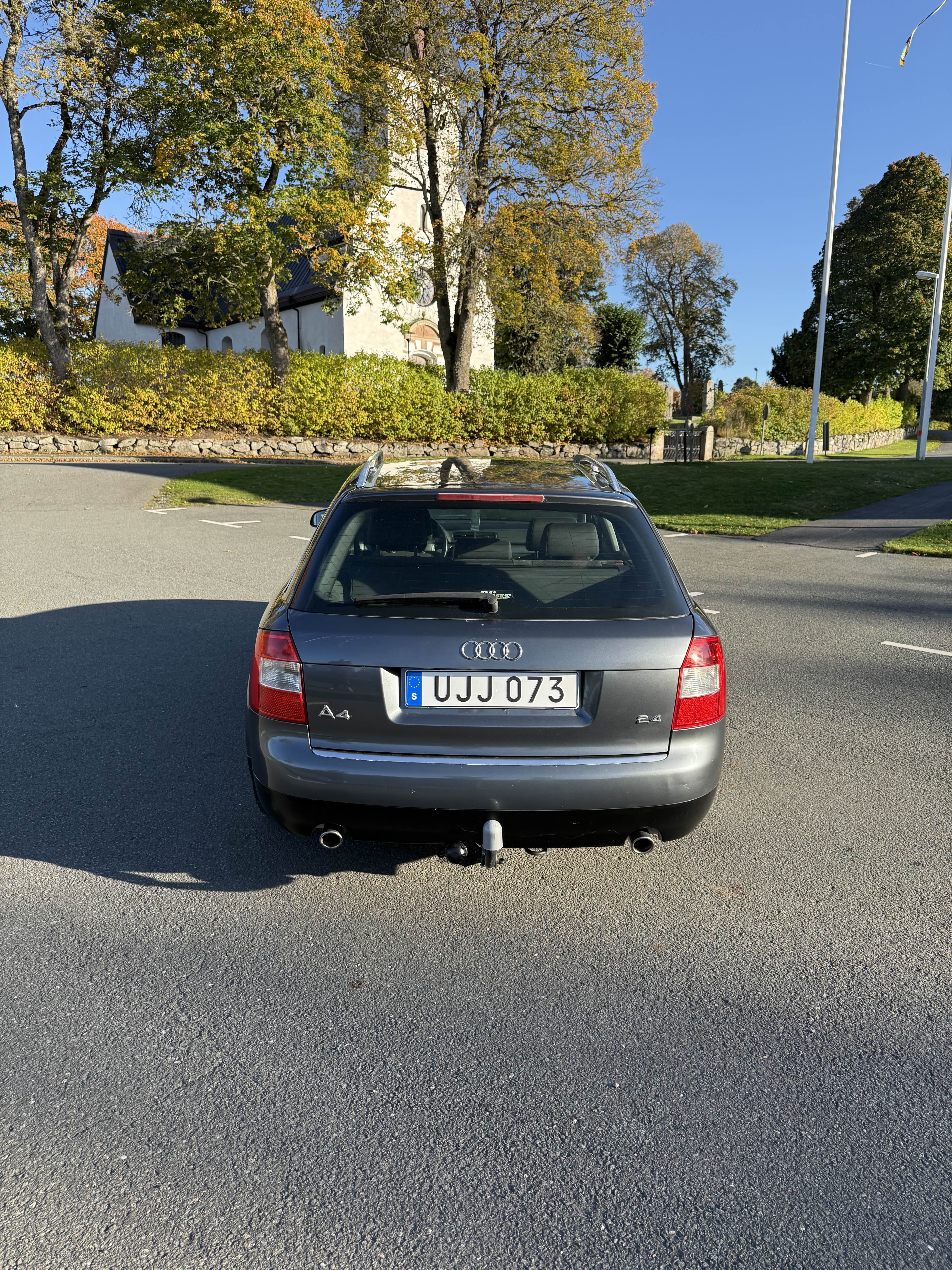 Audi A4 2.4 2004, bild 6/10