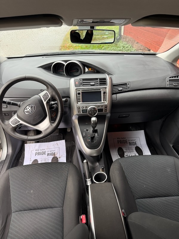 Toyota Verso 2.2 D-4D 2012, bild 4/5