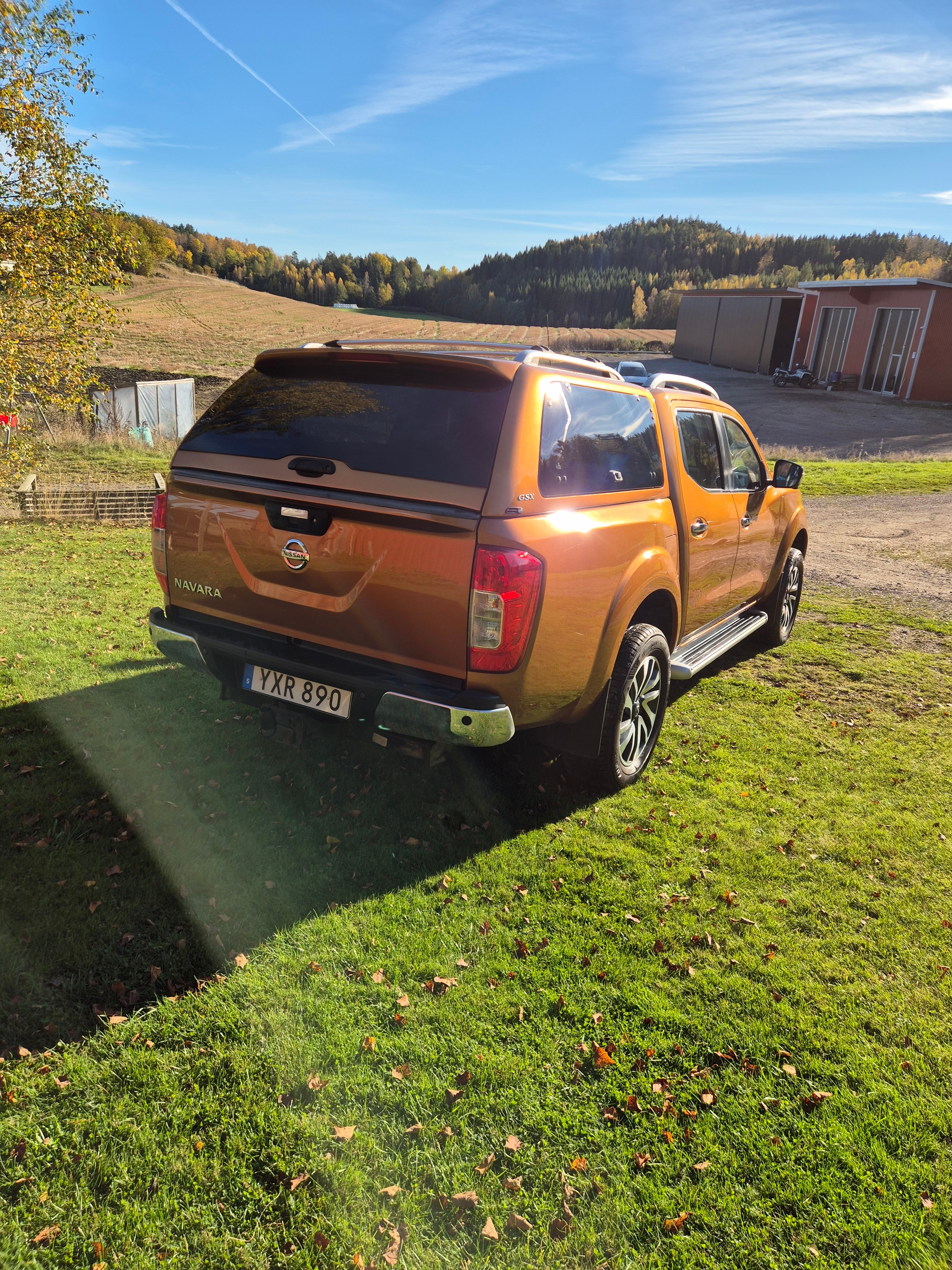 Nissan Navara 2.3 dCi 2018, bild 2/11