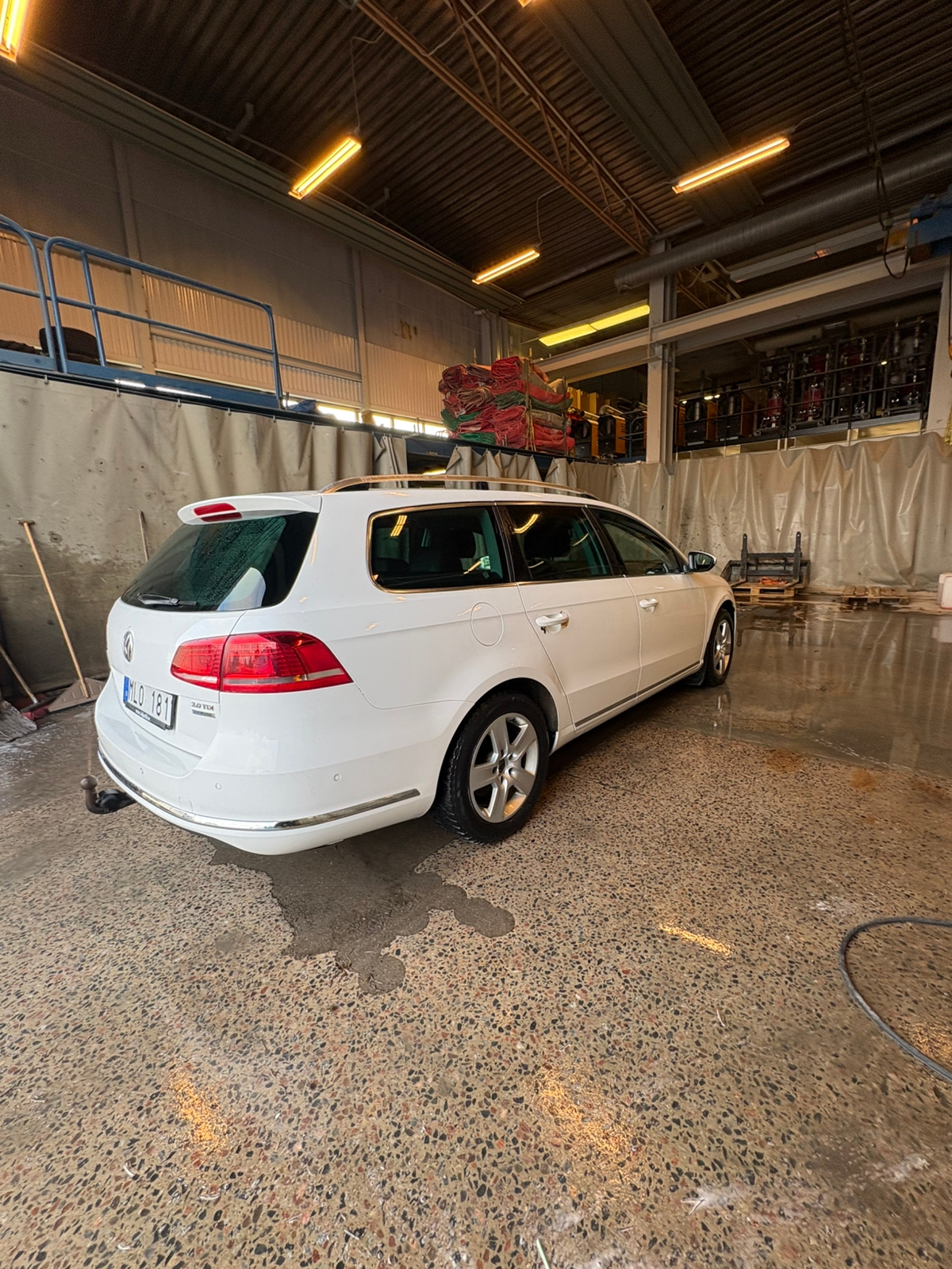 Volkswagen Passat 2.0 TDI 2012, bild 4/5