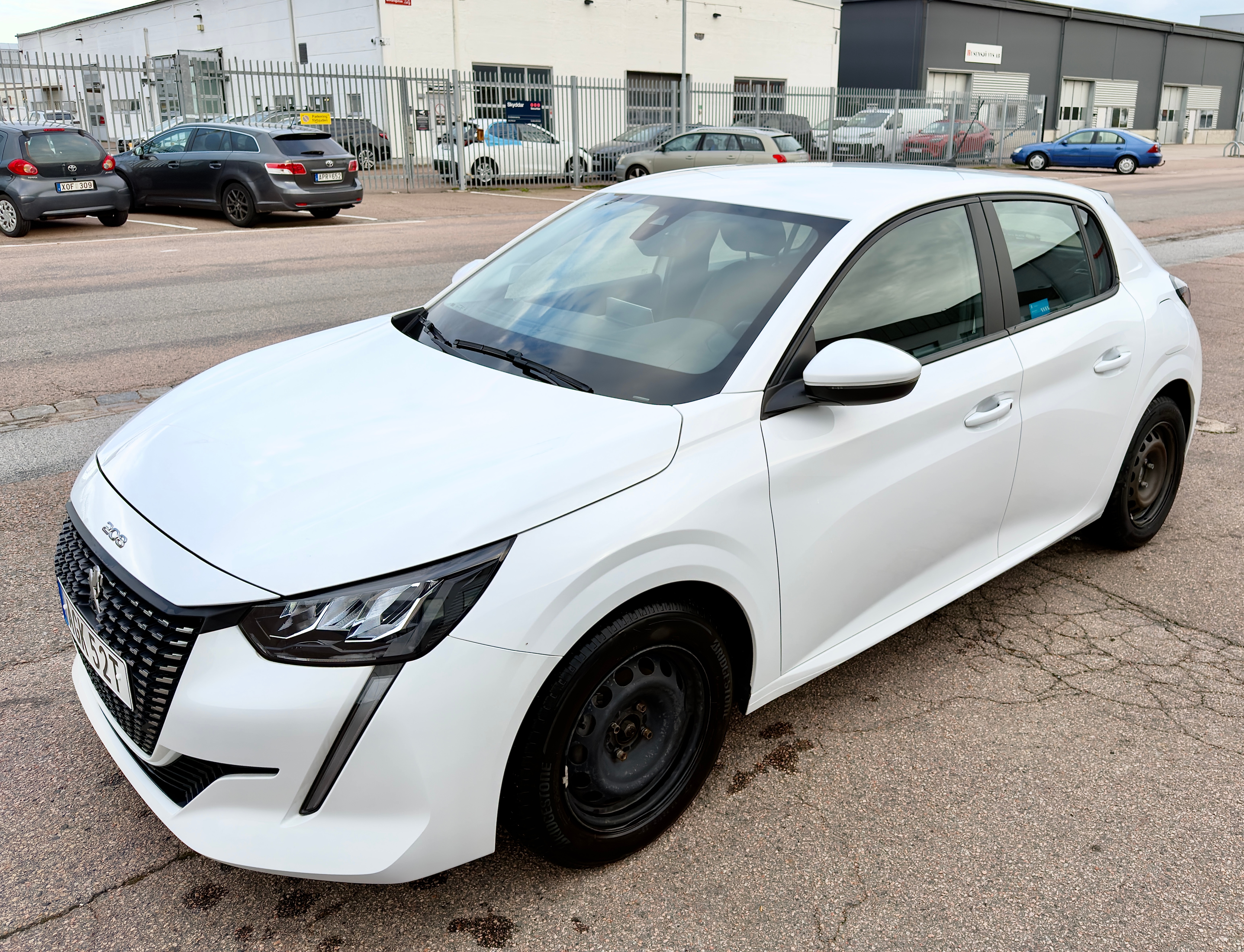 Peugeot 208 1.2 PureTech 75 2020, bild 5/10