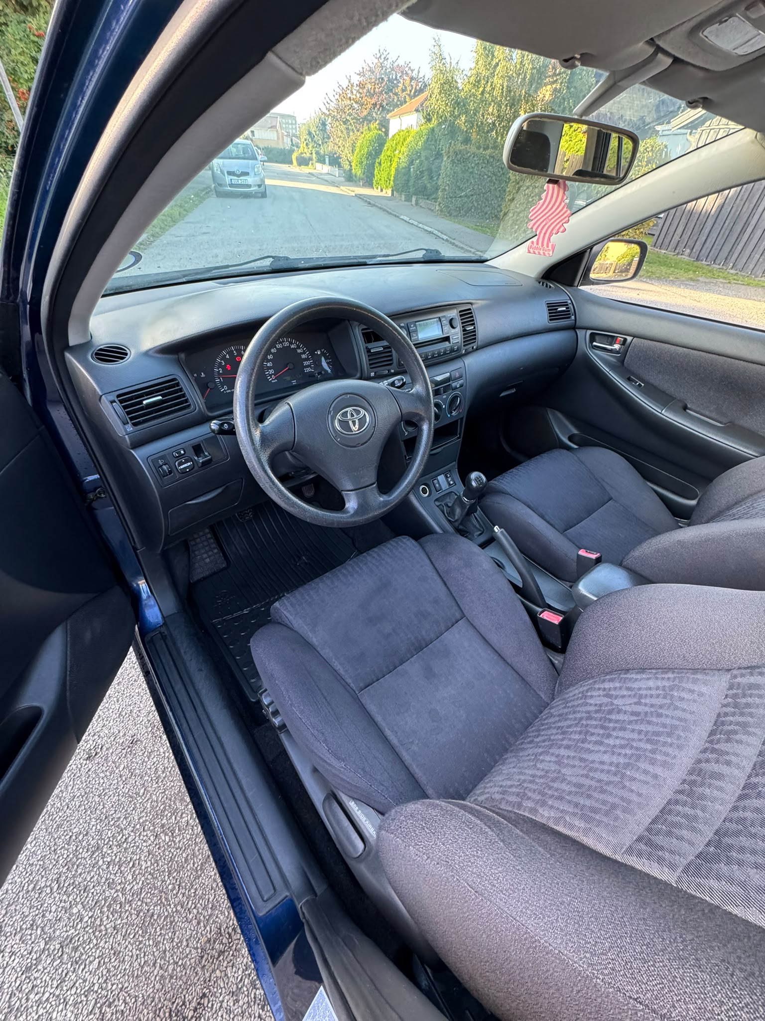 Toyota Corolla 1.6 2002, bild 7/7