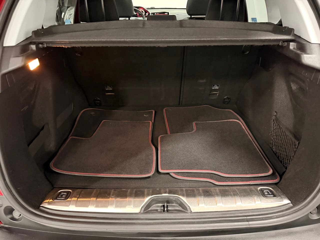Peugeot 2008 1.2 PureTech 110 GT Line 2017, bild 6/10