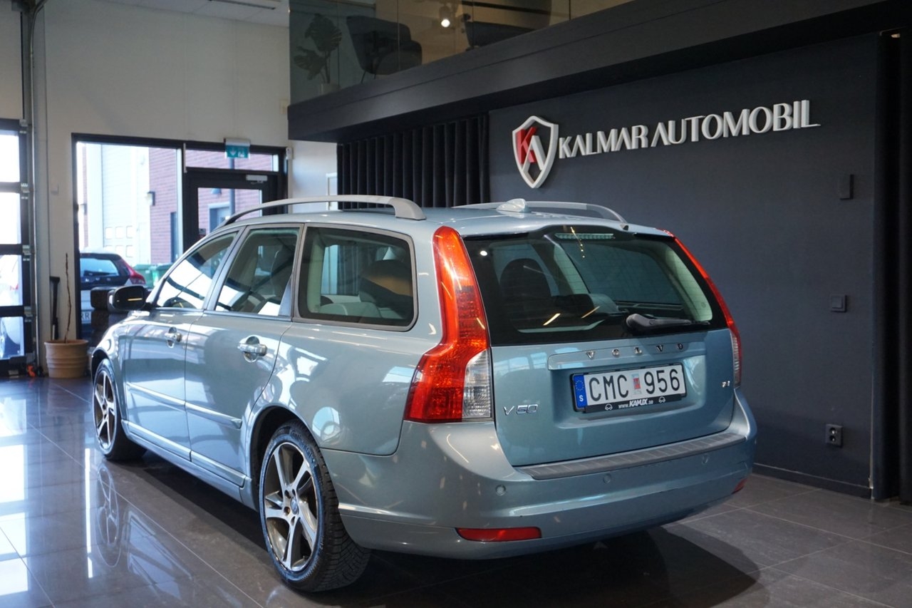 Volvo V50 1.8 Momentum 2009, bild 6/10