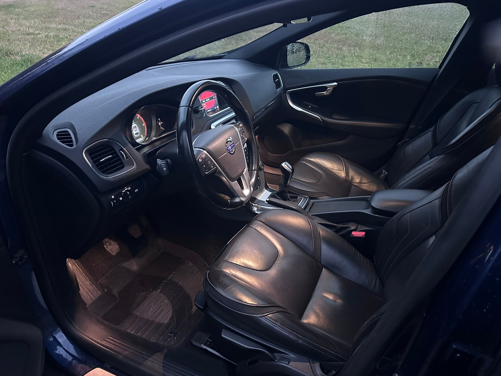 Volvo V40 Cross Country D3 Ocean Race 2015, bild 6/10