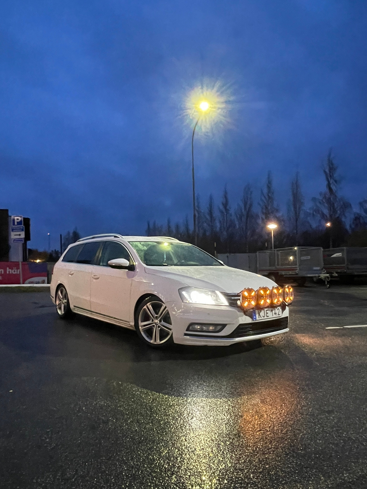 Volkswagen Passat 2.0 TDI R-Line 2014, bild 6/9