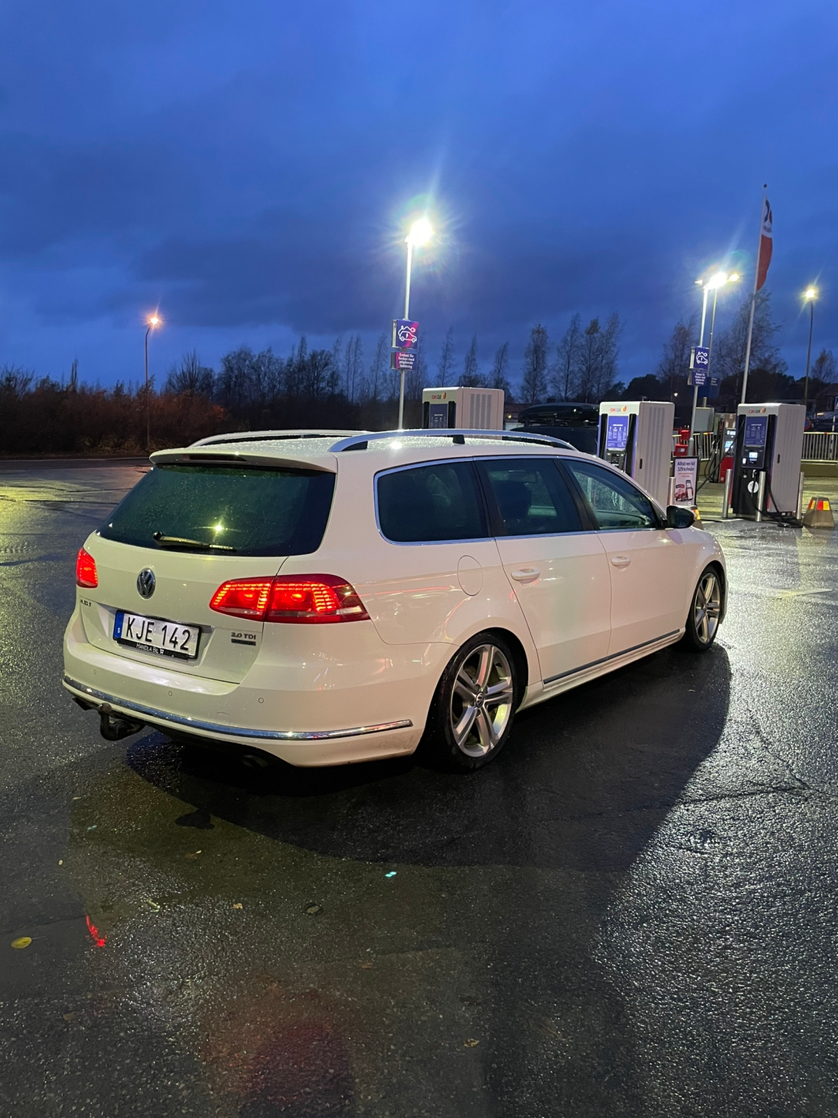 Volkswagen Passat 2.0 TDI R-Line 2014, bild 5/9