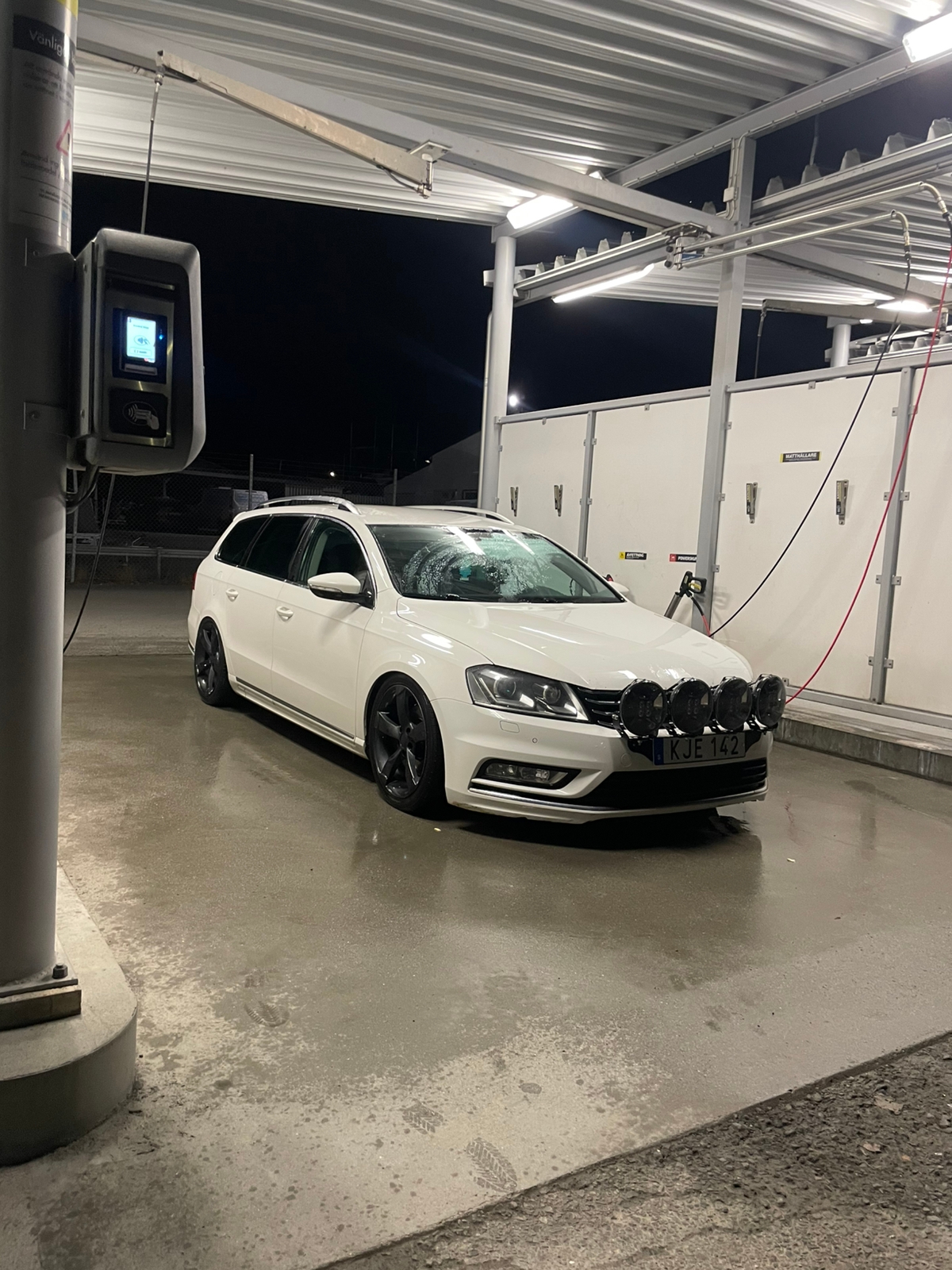Volkswagen Passat 2.0 TDI R-Line 2014, kuva 9/9