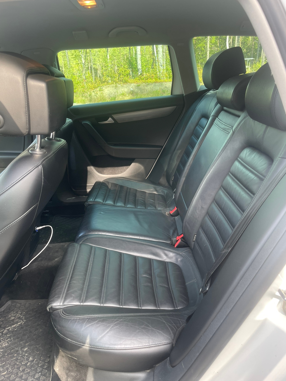 Volkswagen Passat 2.0 TDI R-Line 2014, kuva 8/9