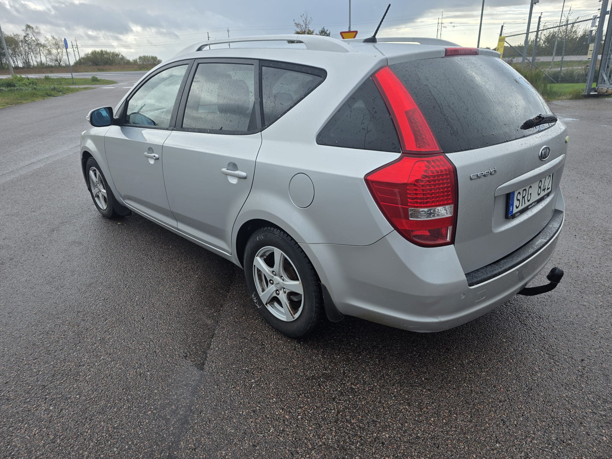 Kia Ceed 1.6 CRDi 128 2011, bild 3/9