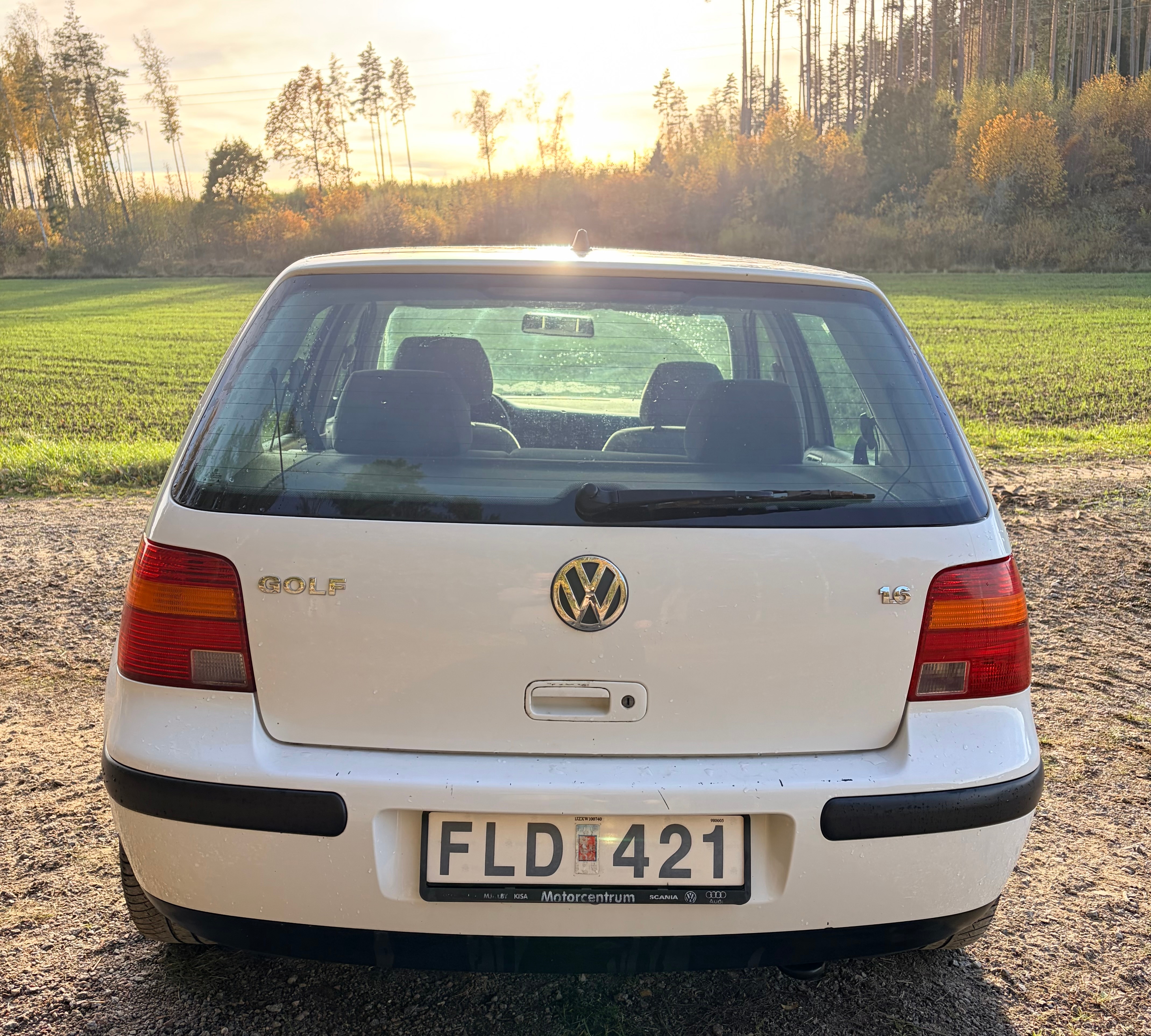 Volkswagen Golf 1.6 1999, bild 6/9