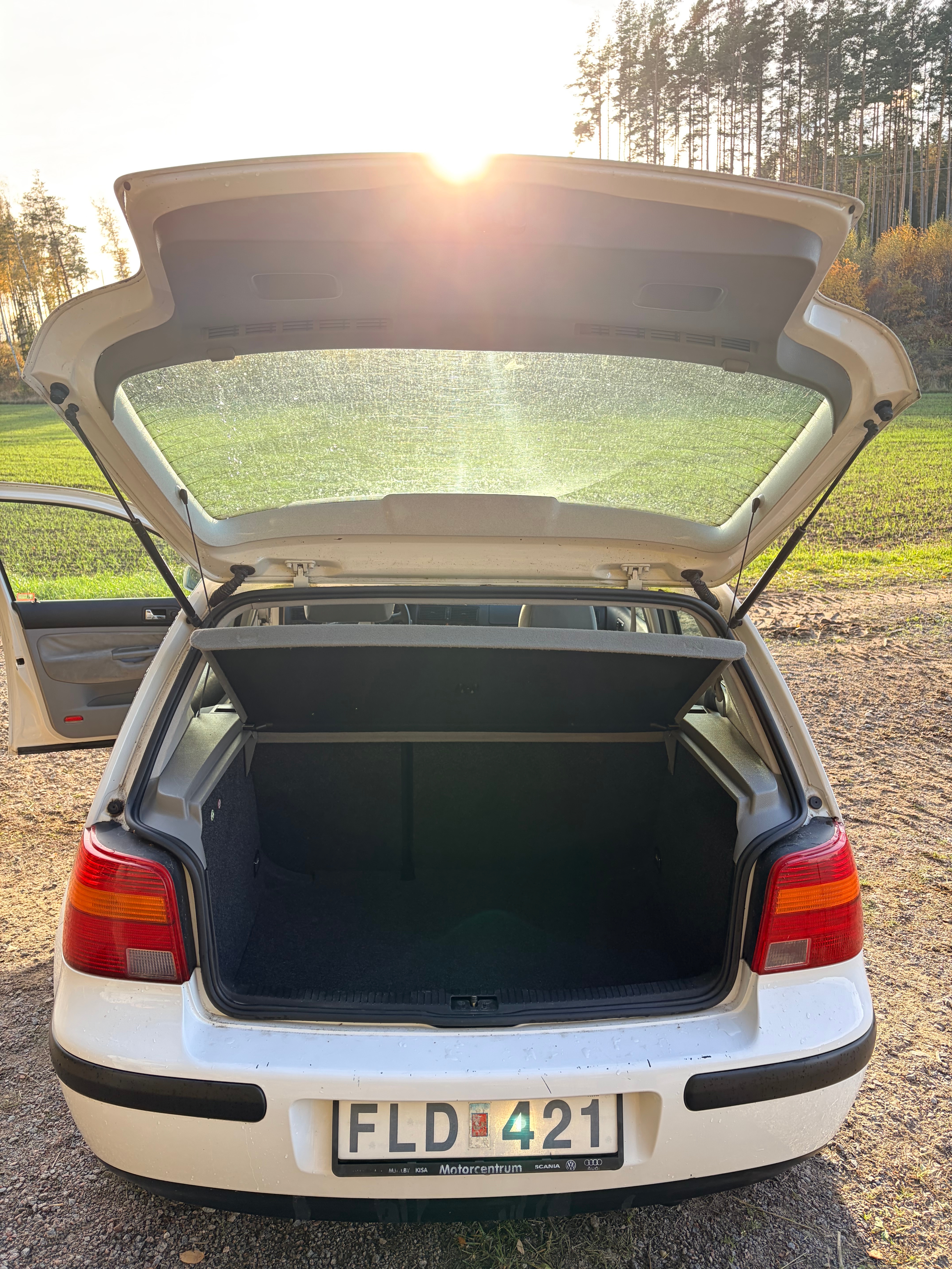 Volkswagen Golf 1.6 1999, bild 5/9