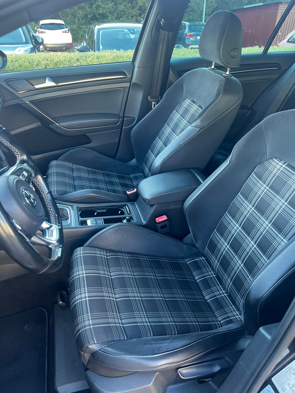 Volkswagen Golf GTD 2015, bild 6/7