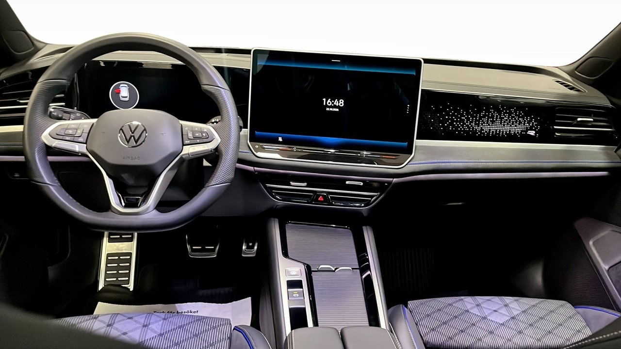 Volkswagen Passat R-Line 2026, kuva 10/10