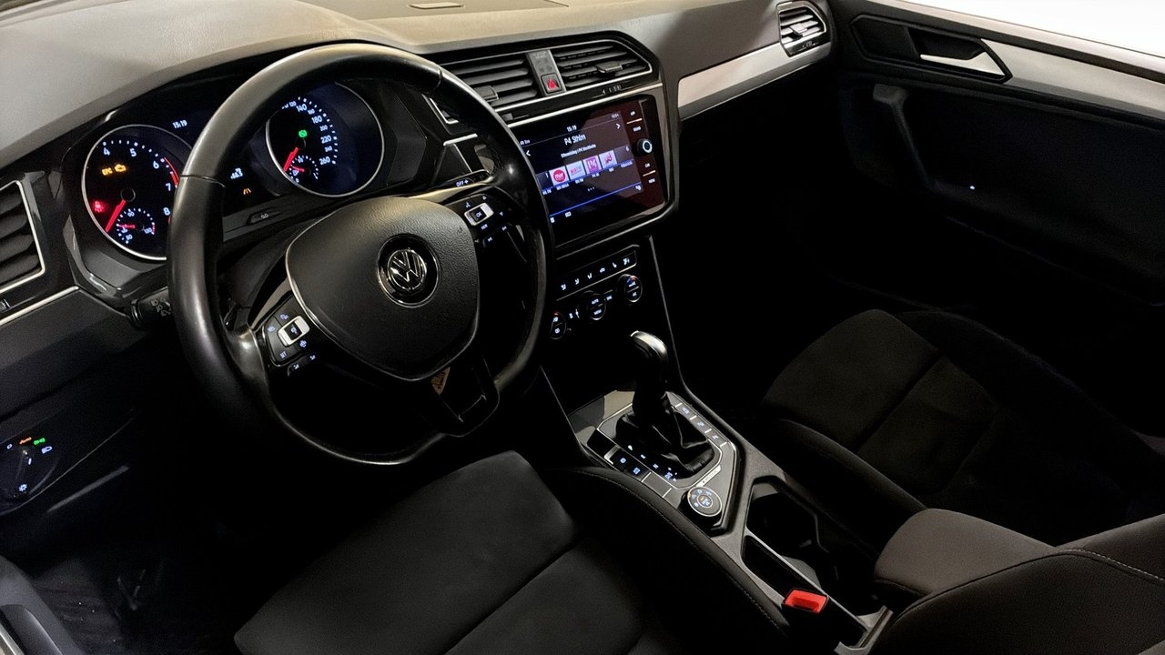 Volkswagen Tiguan 2.0 TSI R-Line 2020, kuva 7/10