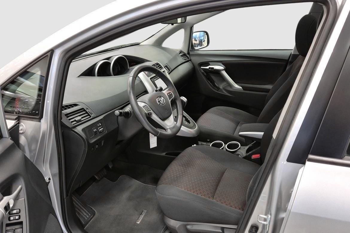 Toyota Verso Business 2011, bild 7/10