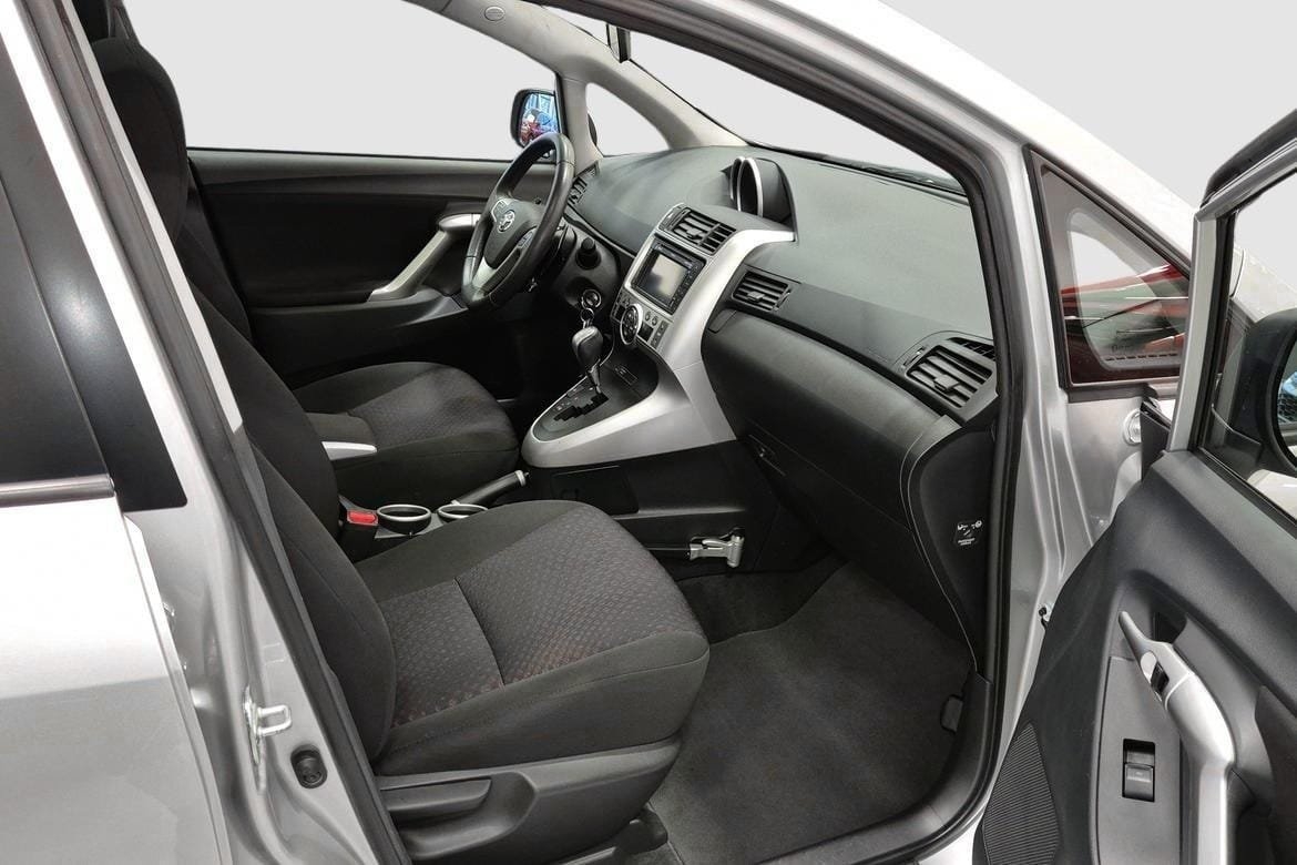 Toyota Verso Business 2011, bild 6/10