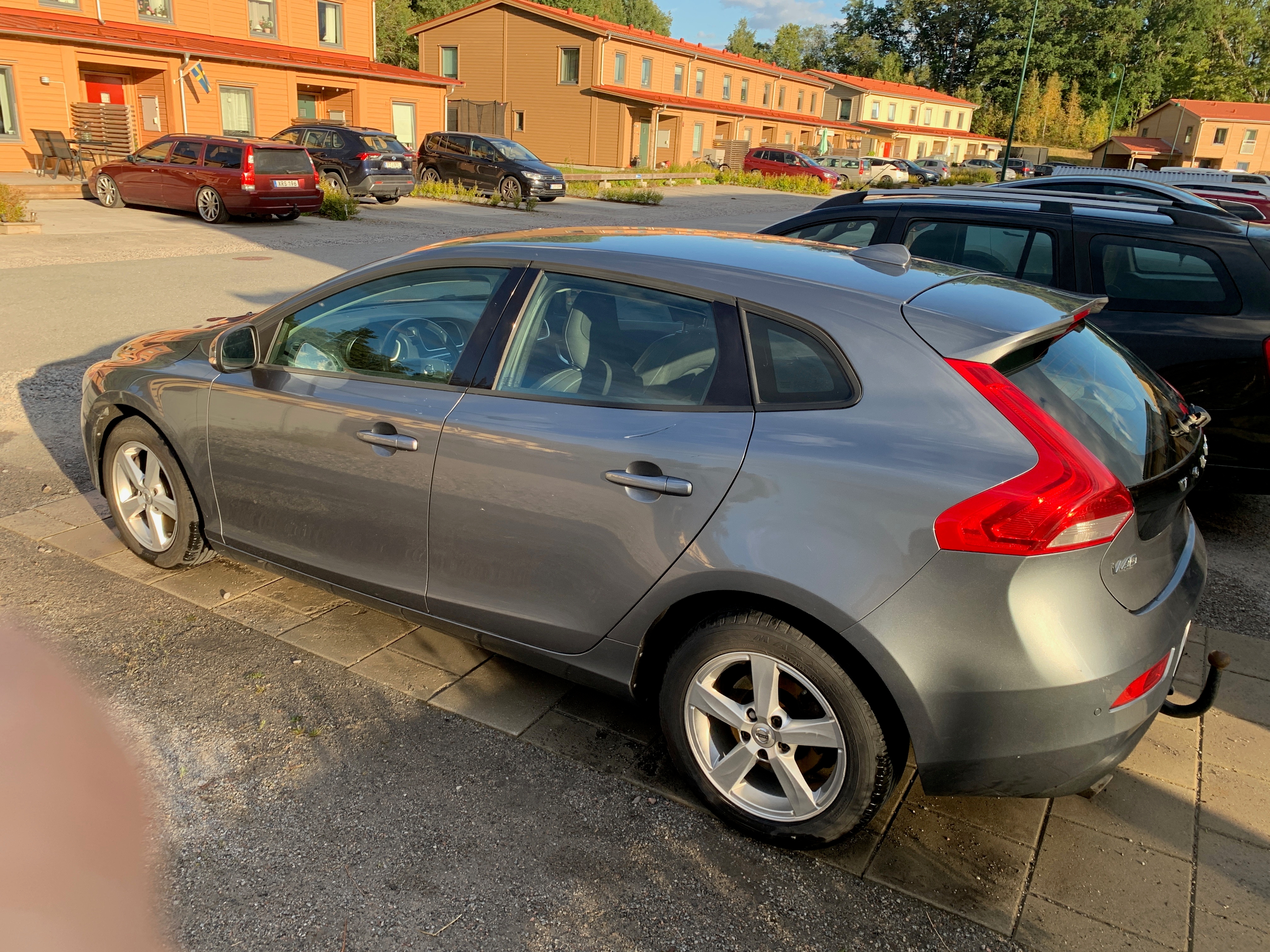 Volvo V40 T3 2018, bild 2/10