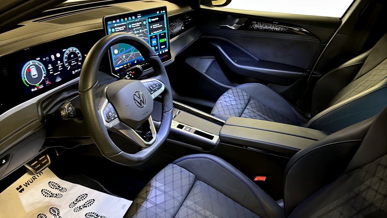 Volkswagen Passat R-Line 2026, bild 7/10