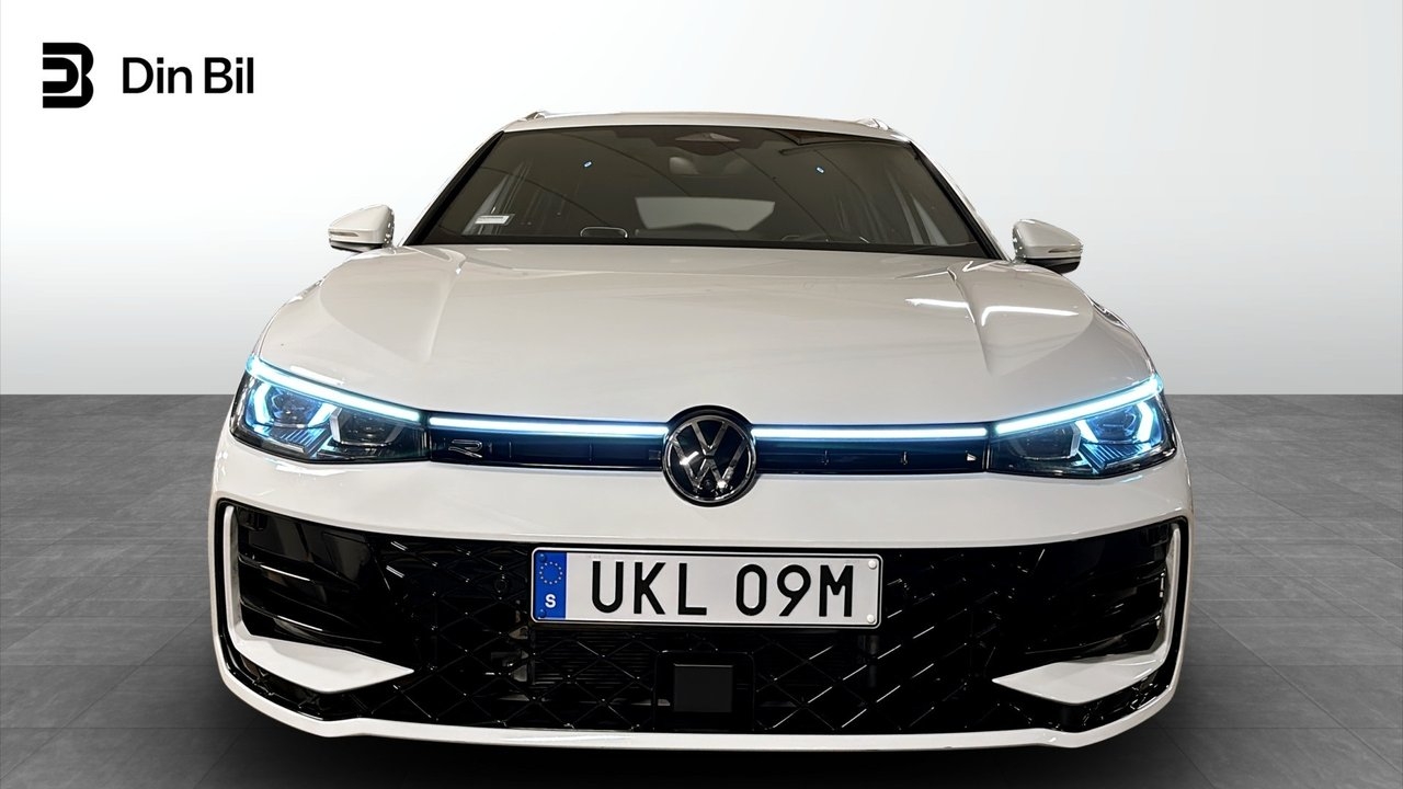 Volkswagen Passat R-Line 2026, bild 4/10