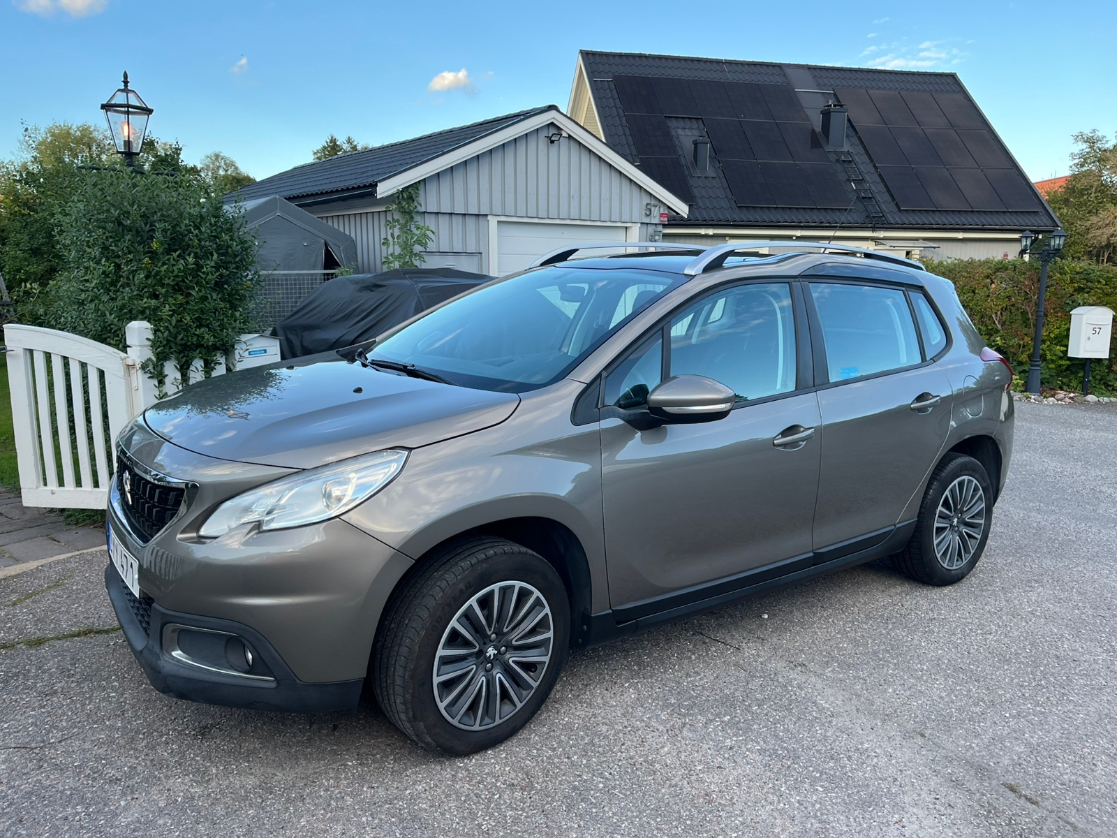 Peugeot 2008 2016, bild 2/10
