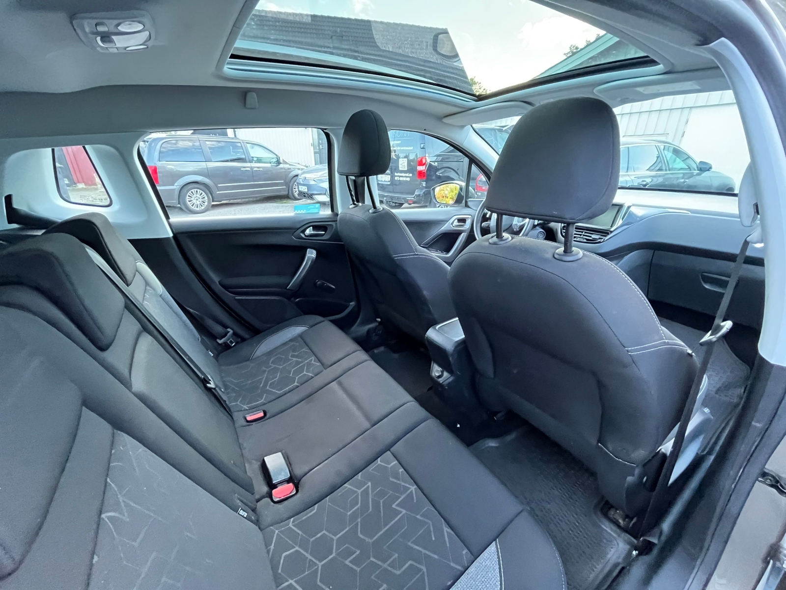 Peugeot 2008 2016, bild 4/10