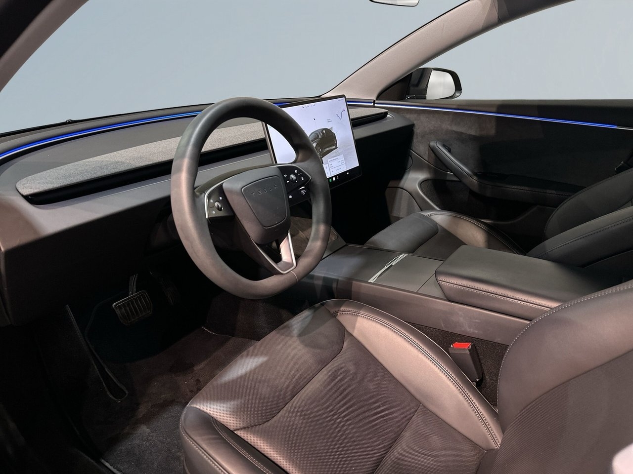 Tesla Model 3 2024, photo 9/10