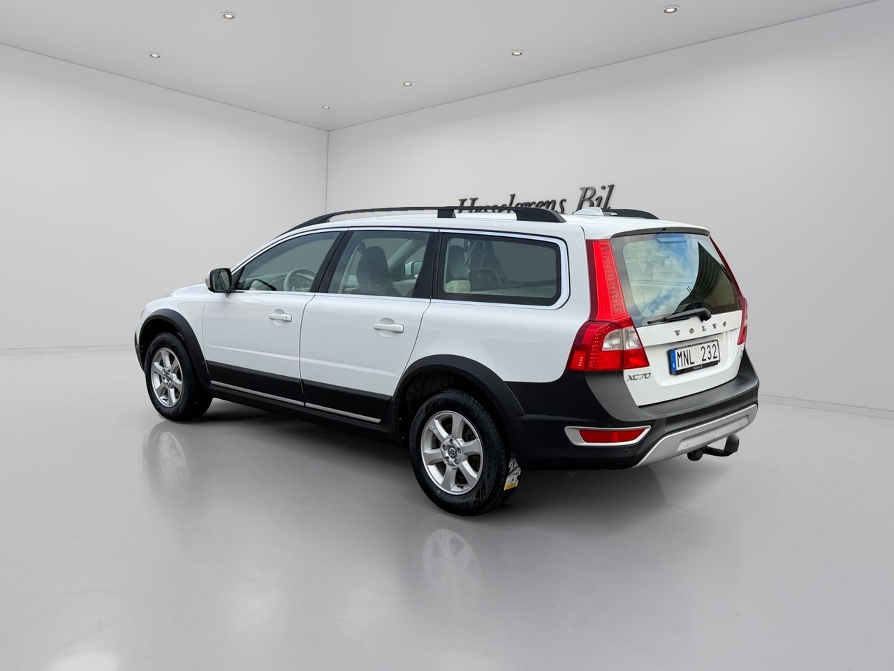 Volvo XC70 2.4D Momentum 2010, kuva 9/10