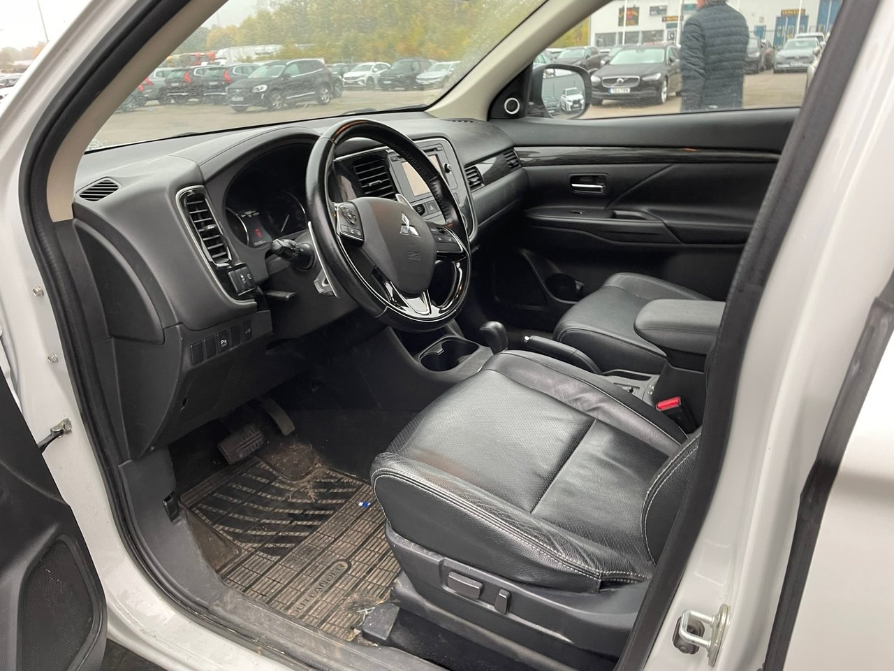 Mitsubishi Outlander 2.2 DI-D 2015, kuva 5/5