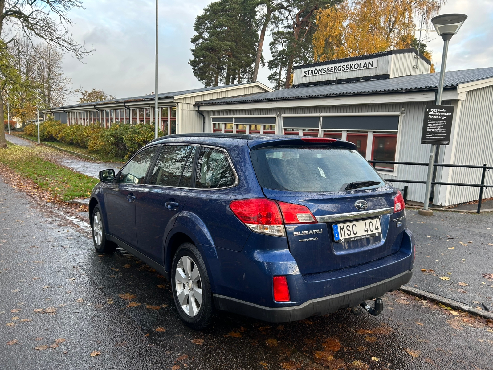 Subaru Outback 2.0D 2012, photo 4/8