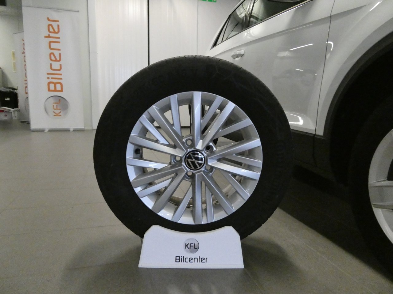 Volkswagen T-Roc 1.5 TSI 2021, bild 2/10
