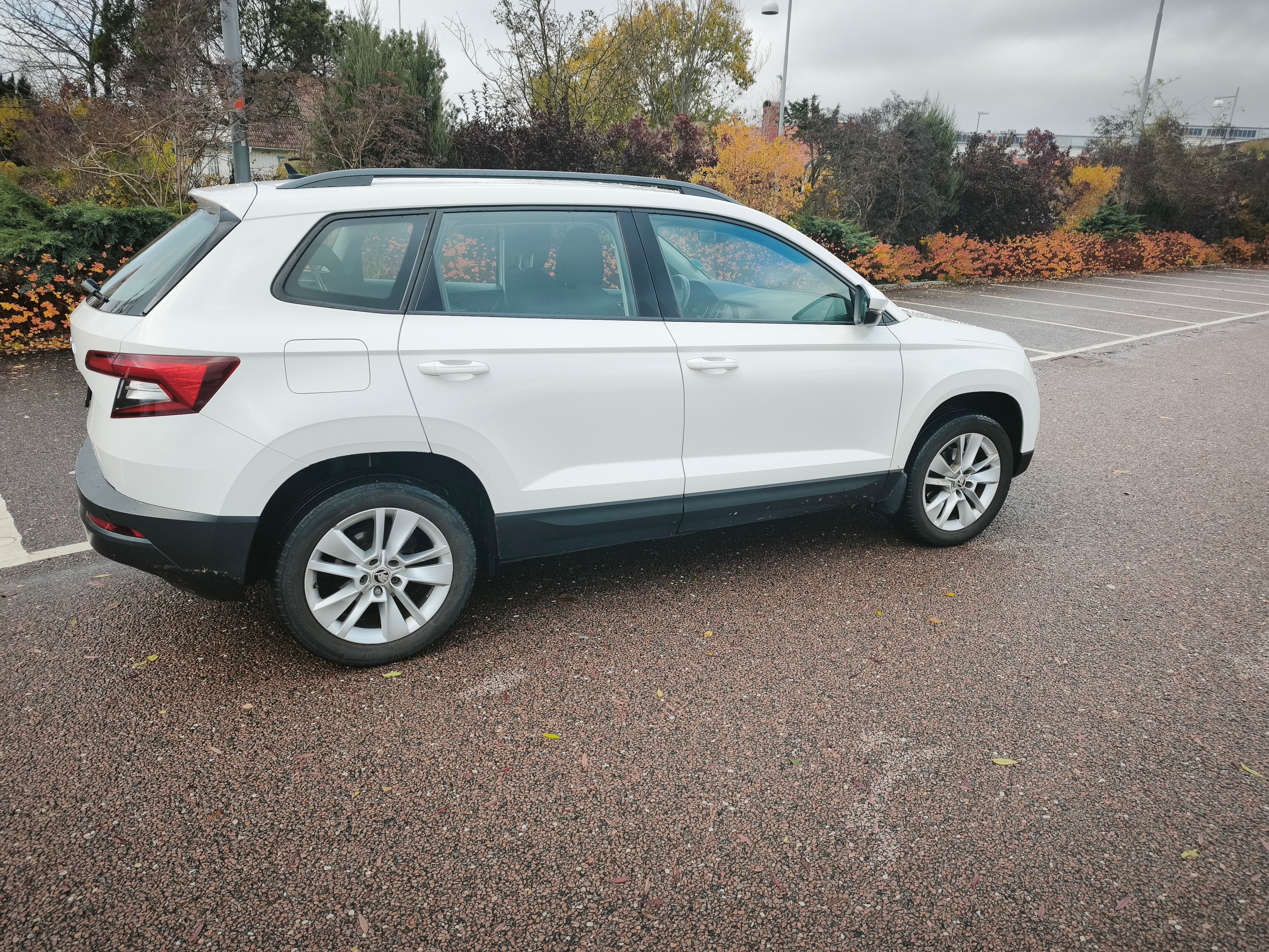 Skoda Karoq 1.6 TDI SCR 2020, kuva 3/8
