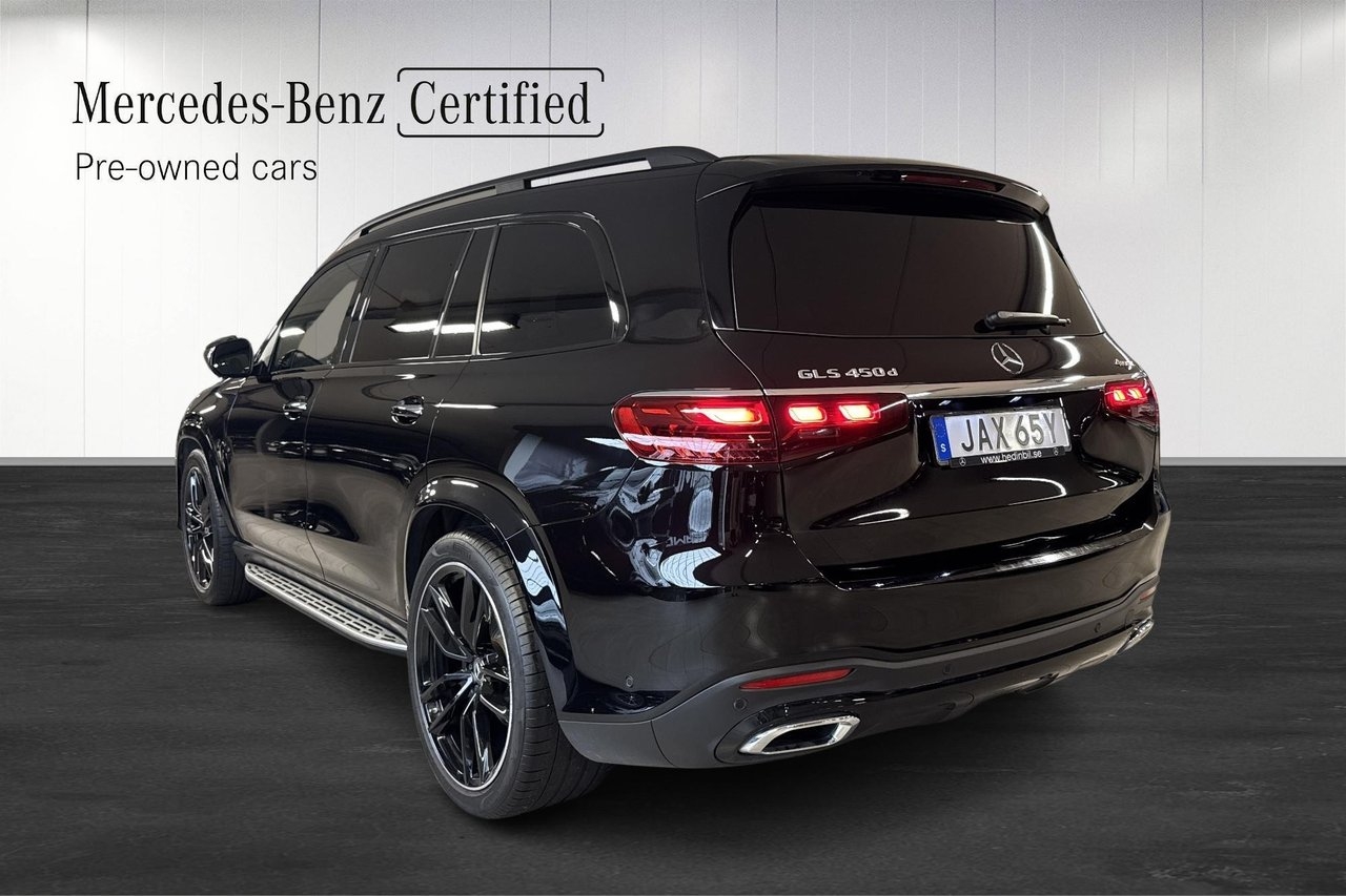 Mercedes-Benz GLS 2024, photo 3/10