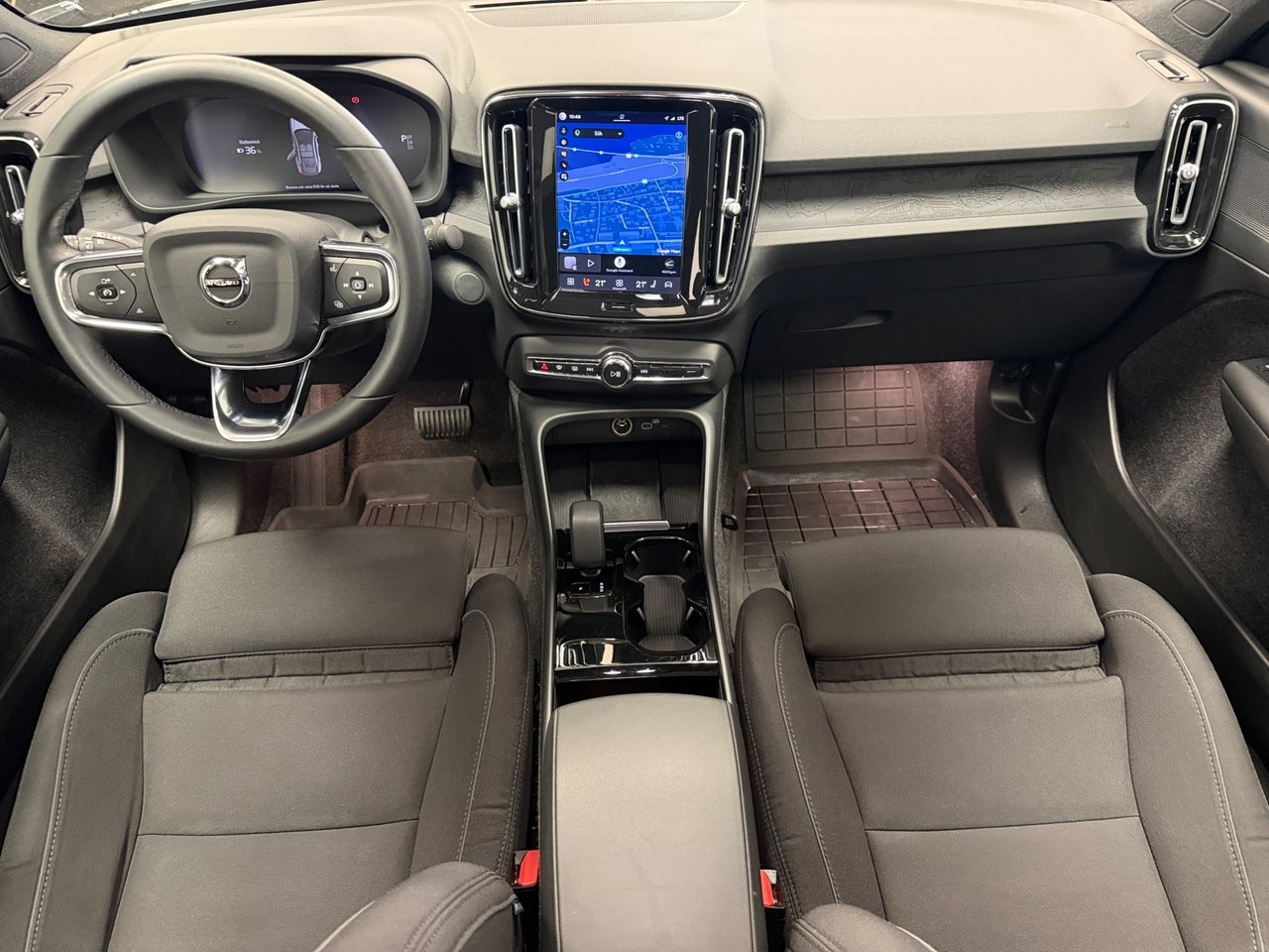 Volvo C40 Plus 2023, kuva 10/10