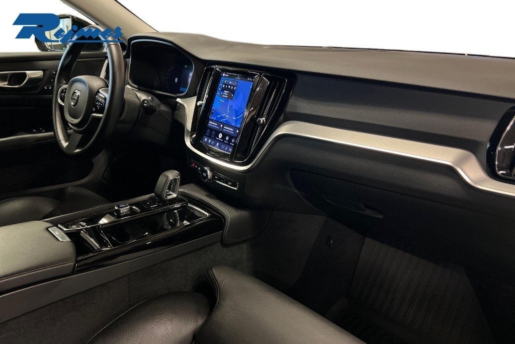 Volvo V60 Plus Dark Nordic 2025, photo 10/10