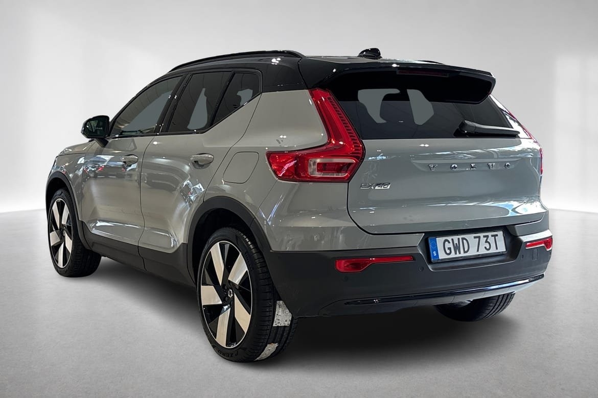 Volvo EX40 Extended Range Ultra 2025, bild 2/10