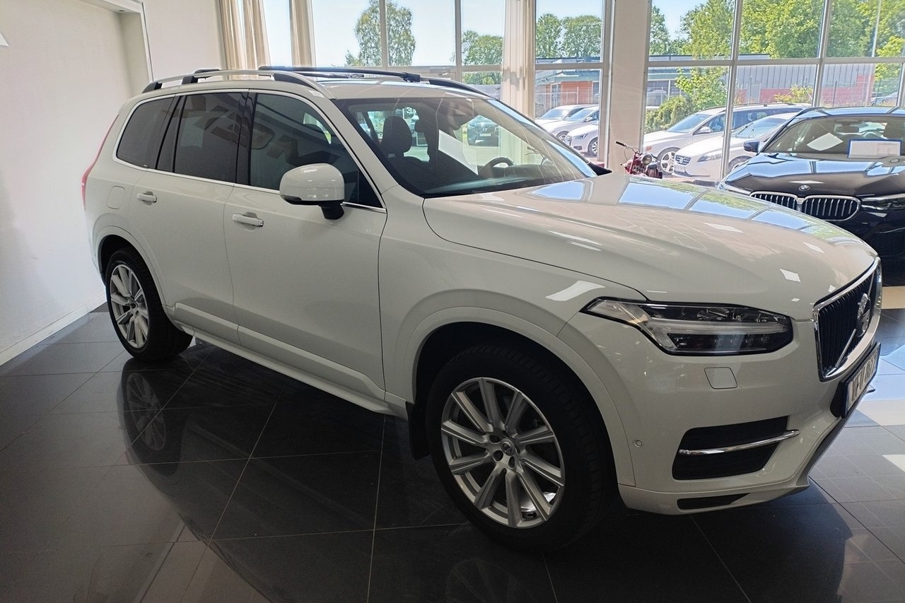 Volvo XC90 Momentum 2017, bild 6/8