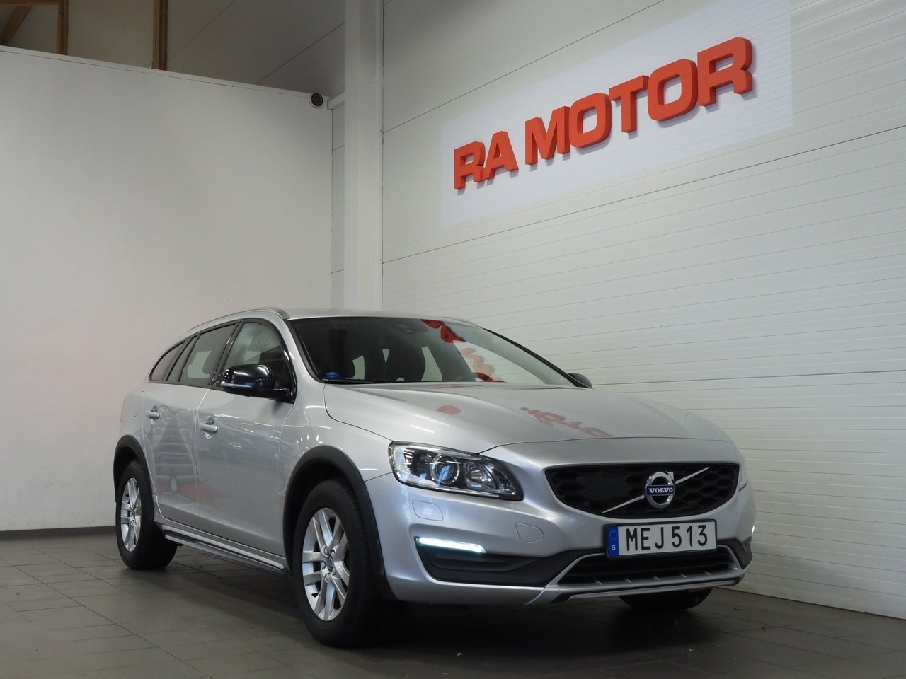 Volvo V60 Cross Country D4